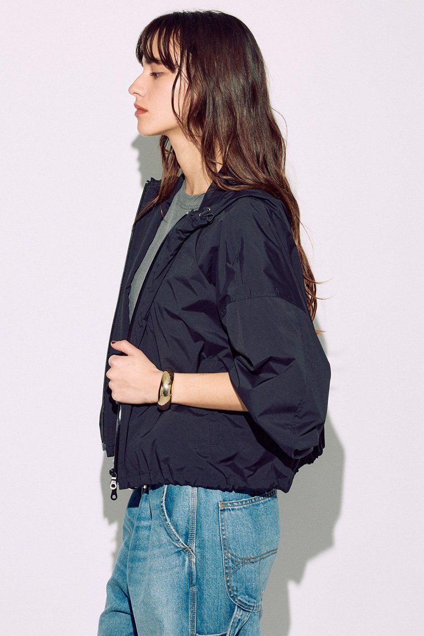 【ブリル/BRILL】のライトナイロンブルゾン 人気、トレンドファッション・服の通販 founy(ファニー) 　ファッション　Fashion　レディースファッション　WOMEN　アウター　Coat Outerwear　ジャケット　Jackets　ブルゾン　Blouson/Jackets　おすすめ　Recommend　インナー　Inner　ショート　Short　ジャケット　Jacket　ストリング　String　ストレッチ　Stretch　トレンド　Trend　バランス　Balance　ブルゾン　Blouson　NEW・新作・新着・新入荷　New Arrivals　other-2|ID: prp329100004446163 ipo3291000000031254555