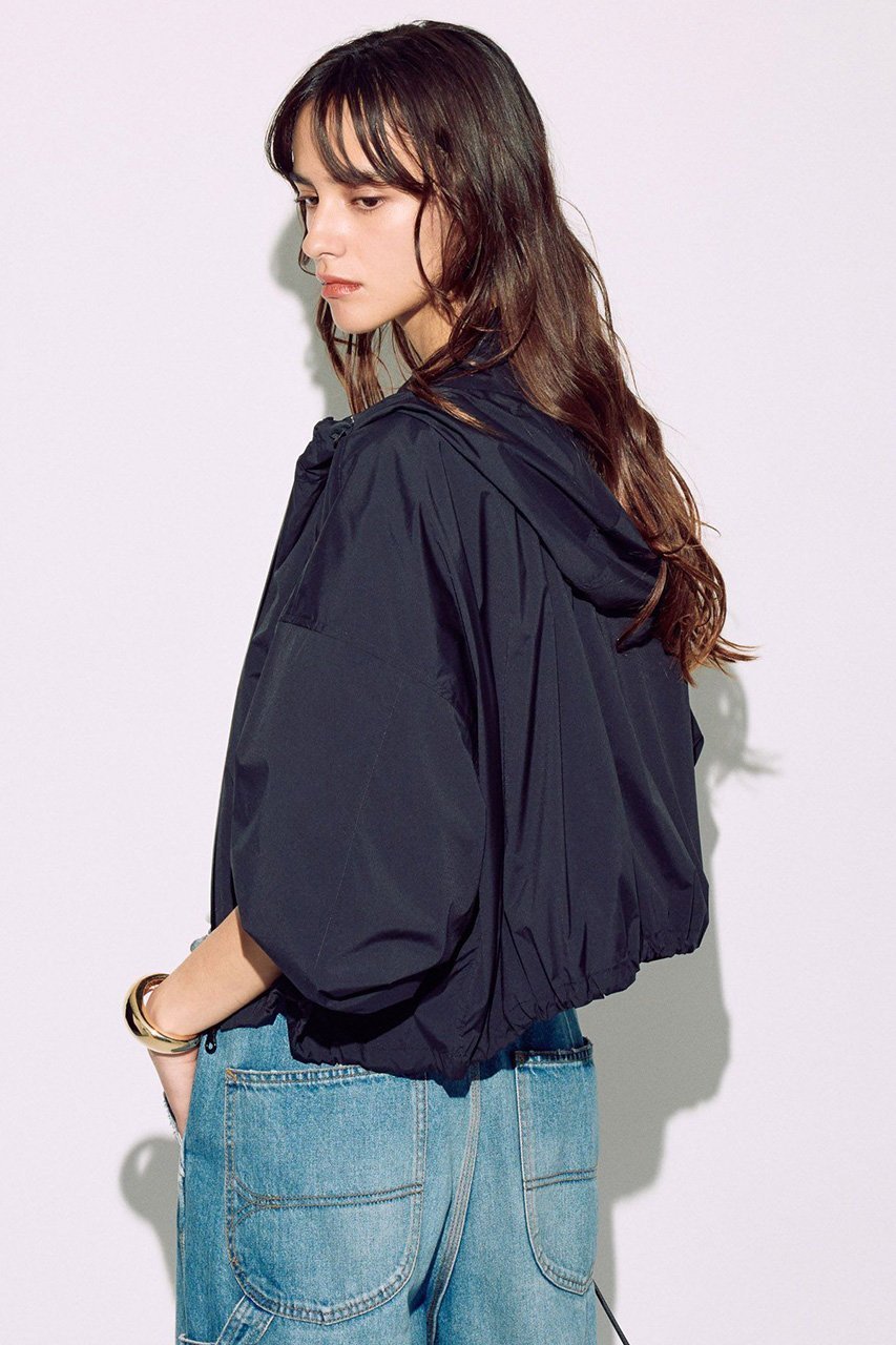 【ブリル/BRILL】のライトナイロンブルゾン 人気、トレンドファッション・服の通販 founy(ファニー) 　ファッション　Fashion　レディースファッション　WOMEN　アウター　Coat Outerwear　ジャケット　Jackets　ブルゾン　Blouson/Jackets　おすすめ　Recommend　インナー　Inner　ショート　Short　ジャケット　Jacket　ストリング　String　ストレッチ　Stretch　トレンド　Trend　バランス　Balance　ブルゾン　Blouson　NEW・新作・新着・新入荷　New Arrivals　other-3|ID: prp329100004446163 ipo3291000000031254558