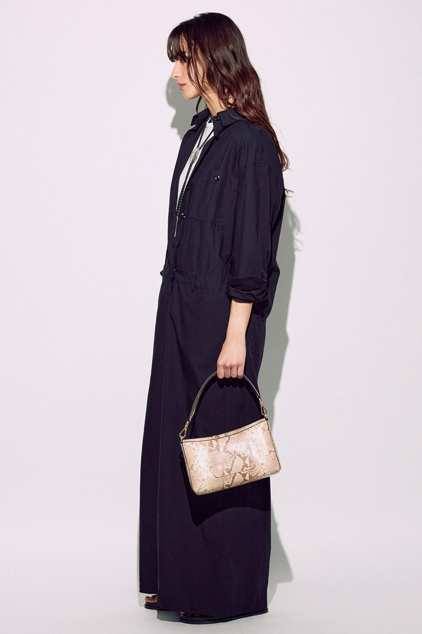 【ブリル/BRILL】のロングシャツワンピース 人気、トレンドファッション・服の通販 founy(ファニー) 　ファッション　Fashion　レディースファッション　Fashion for Women　ワンピース　Dresses　シャツワンピース / 1枚で着映えコーデ　Shirt Dresses　チュニック　Tunic Tops & Dresses　ストレート　Straight, Straight Cut　タイプライター　Typewriter Fabric, Crisp Cotton　チュニック　Tunic, Long Top　パッチ　Patch, Appliqué　ポケット　Pocket, Pocket Detail　マキシ　Maxi, Full Length　ロング　Long, Long-Length　ワーク　Workwear, Utility Style　今季　This Season, Current Season　再入荷　Restock / Back in Stock　other-2|ID: prp329100004446186 ipo3291000000035310730