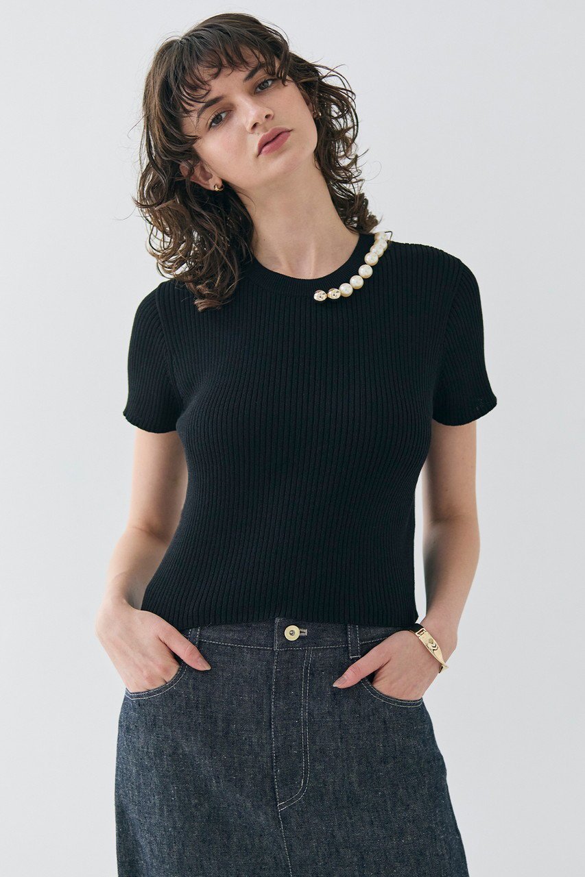 【ベイジ,/BEIGE,】のVINCA(ビンカ)/パール付き半袖コットンリブニット 人気、トレンドファッション・服の通販 founy(ファニー) 　ファッション　Fashion　レディースファッション　Fashion for Women　トップス・カットソー　Cut & Sew Tops　ニット　Knit Tops & Sweaters　カジュアルプルオーバー・ニットトップス　Pullovers & Knit Tops / Casual Pullovers　シンプル　Simple, Minimal　パール　Pearl, Pearl Accent　フィット　Fit, Slim Fit　リブニット　Rib Knit, Ribbed Knit　エレガント 上品　Elegant　半袖　Short Sleeve, Half Sleeve　other-7|ID: prp329100004446190 ipo3291000000035066113