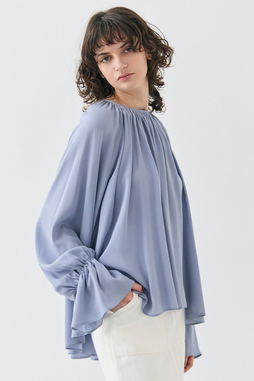 【ベイジ,/BEIGE,】のMUSCARI(ムスカリ)/ソフトシルクキャンディースリーブブラウス 人気、トレンドファッション・服の通販 founy(ファニー) 　ファッション　Fashion　レディースファッション　WOMEN　トップス・カットソー　Tops/Tshirt　シャツ/ブラウス　Shirts/Blouses　エレガント 上品　Elegant　シルク　Silk　シンプル　Simple　スリーブ　Sleeve　ドレープ　Drape　ボトム　Bottom　ロング　Long　other-7|ID: prp329100004446193 ipo3291000000031647575