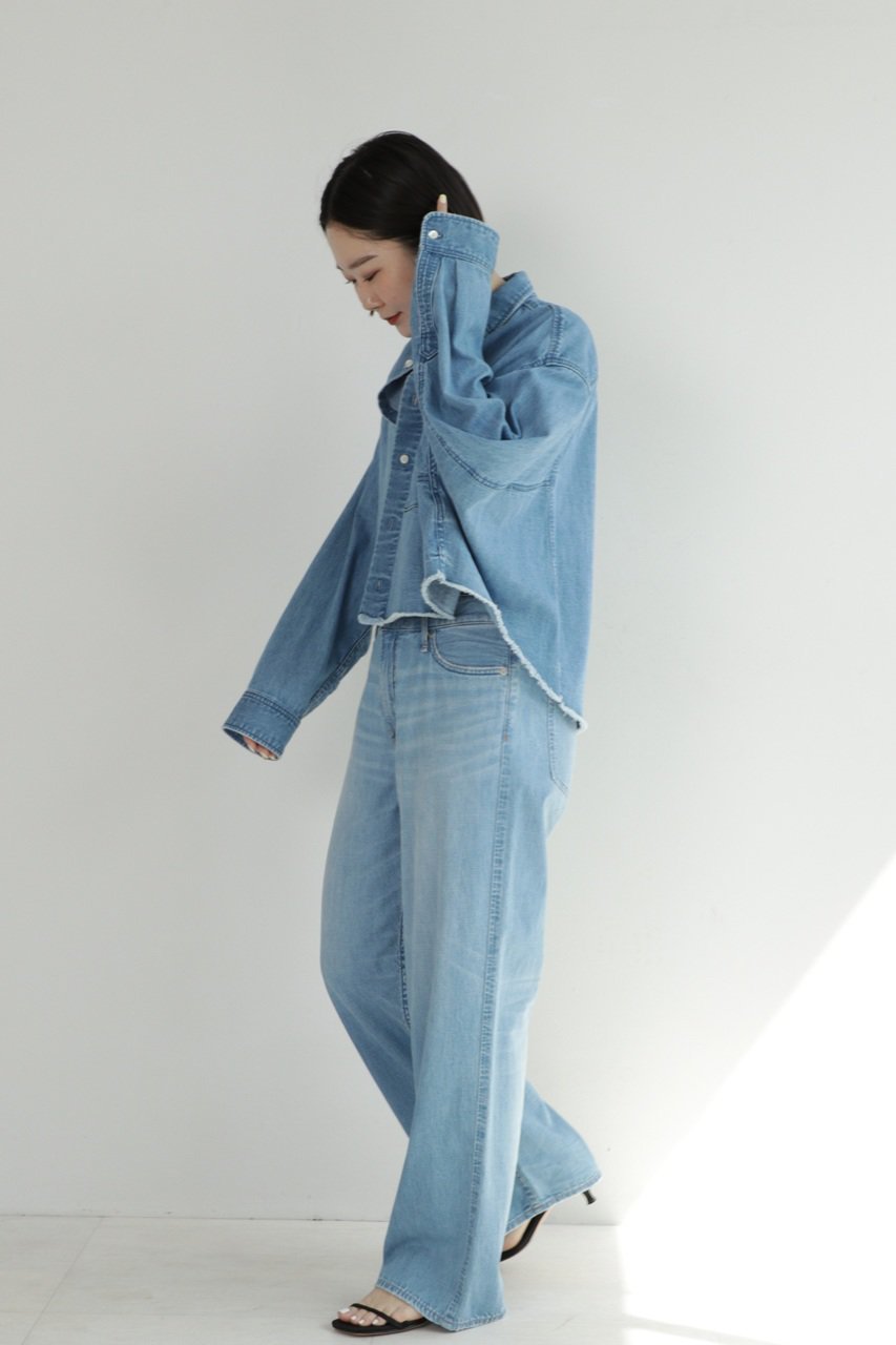 【アッパー ハイツ/upper hights】のTHE CROPPED DENIM SH 人気、トレンドファッション・服の通販 founy(ファニー) 　ファッション　Fashion　レディースファッション　WOMEN　トップス・カットソー　Tops/Tshirt　シャツ/ブラウス　Shirts/Blouses　クロップド　Cropped　スリーブ　Sleeve　デニム　Denim　フリンジ　Fringe　ボックス　Box　ヨーク　Yoke　ロング　Long　ワイド　Wide　人気　Popularity　夏　Summer　NEW・新作・新着・新入荷　New Arrivals　other-8|ID: prp329100004447278 ipo3291000000031941092