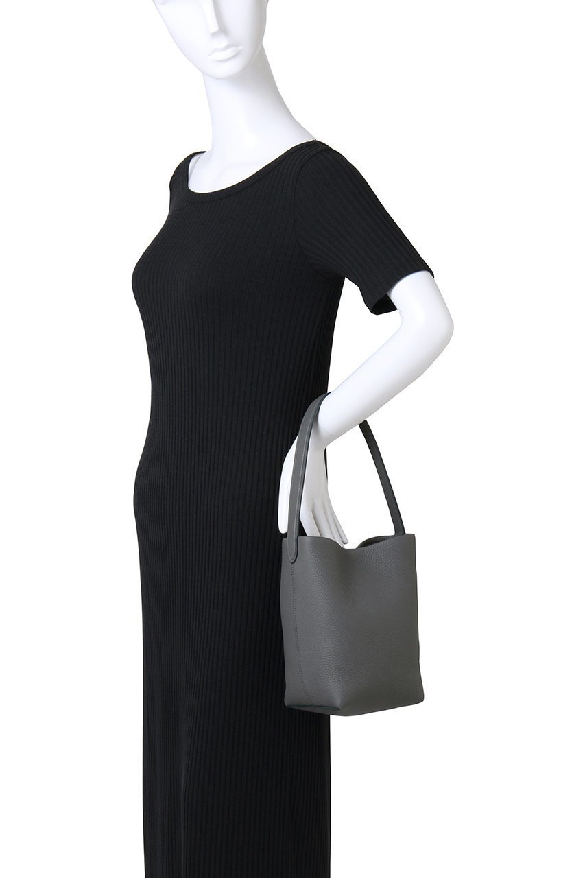 【ザ ロウ/THE ROW】のSMALL N/S PARK TOTE 人気、トレンドファッション・服の通販 founy(ファニー) 　ファッション　Fashion　レディースファッション　WOMEN　バッグ　Bag　コンパクト　Compact　シンプル　Simple　フォルム　Form　other-2|ID: prp329100004447286 ipo3291000000031254324