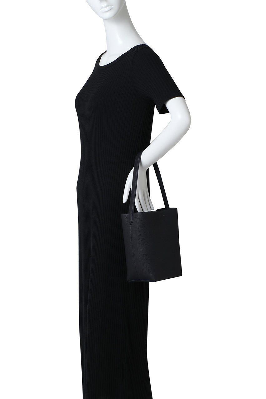 【ザ ロウ/THE ROW】のSMALL N/S PARK TOTE 人気、トレンドファッション・服の通販 founy(ファニー) 　ファッション　Fashion　レディースファッション　Fashion for Women　バッグ　Bags　スマート　Smart, Elegant　バランス　Balance, Style Balance　ポーチ　Pouch, Small Case　財布　Wallet, Purse　other-2|ID: prp329100004447286 ipo3291000000032694617