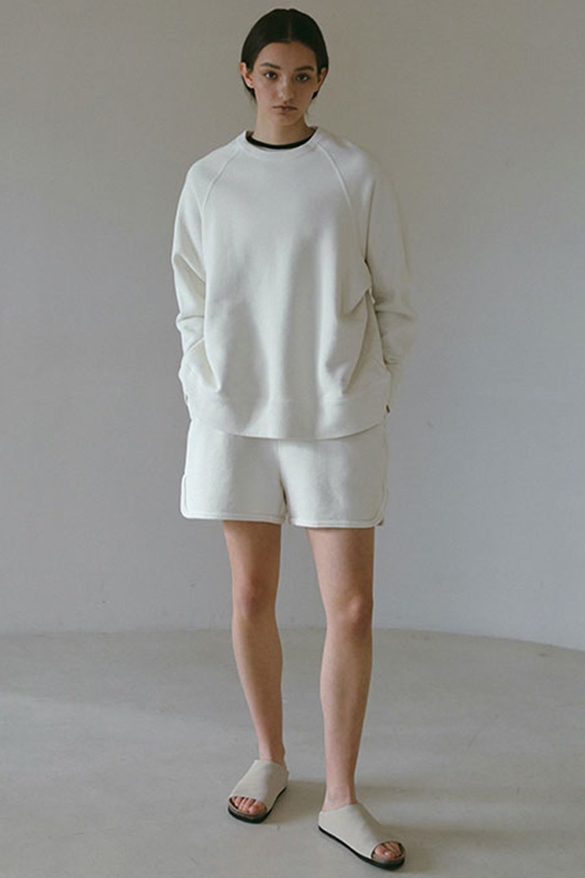 【エトレトウキョウ/ETRE TOKYO】のクルーネックスウェットシャツ 人気、トレンドファッション・服の通販 founy(ファニー) 　ファッション　Fashion　レディースファッション　WOMEN　トップス・カットソー　Tops/Tshirt　シャツ/ブラウス　Shirts/Blouses　パーカ　Sweats　ロング / Tシャツ　T-Shirts　スウェット　Sweat　カットソー　Cut and Sewn　おすすめ　Recommend　ショート　Short　セットアップ　Set Up　ベーシック　Basic　ロング　Long　定番　Standard　other-6|ID: prp329100004447302 ipo3291000000031325378