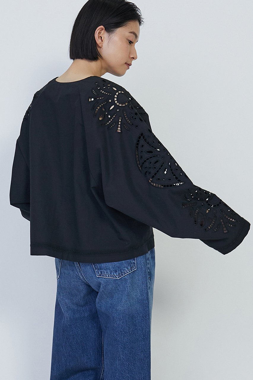 【プルミエ アロンディスモン/1er Arrondissement】のエンブロイダリーブラウス 人気、トレンドファッション・服の通販 founy(ファニー) 　ファッション　Fashion　レディースファッション　WOMEN　トップス・カットソー　Tops/Tshirt　シャツ/ブラウス　Shirts/Blouses　スリーブ　Sleeve　フェミニン　Feminine　フロント　Front　レース　Race　ロング　Long　エレガント 上品　Elegant　再入荷　Restock/Back In Stock/Re Arrival　other-7|ID: prp329100004450768 ipo3291000000031552178