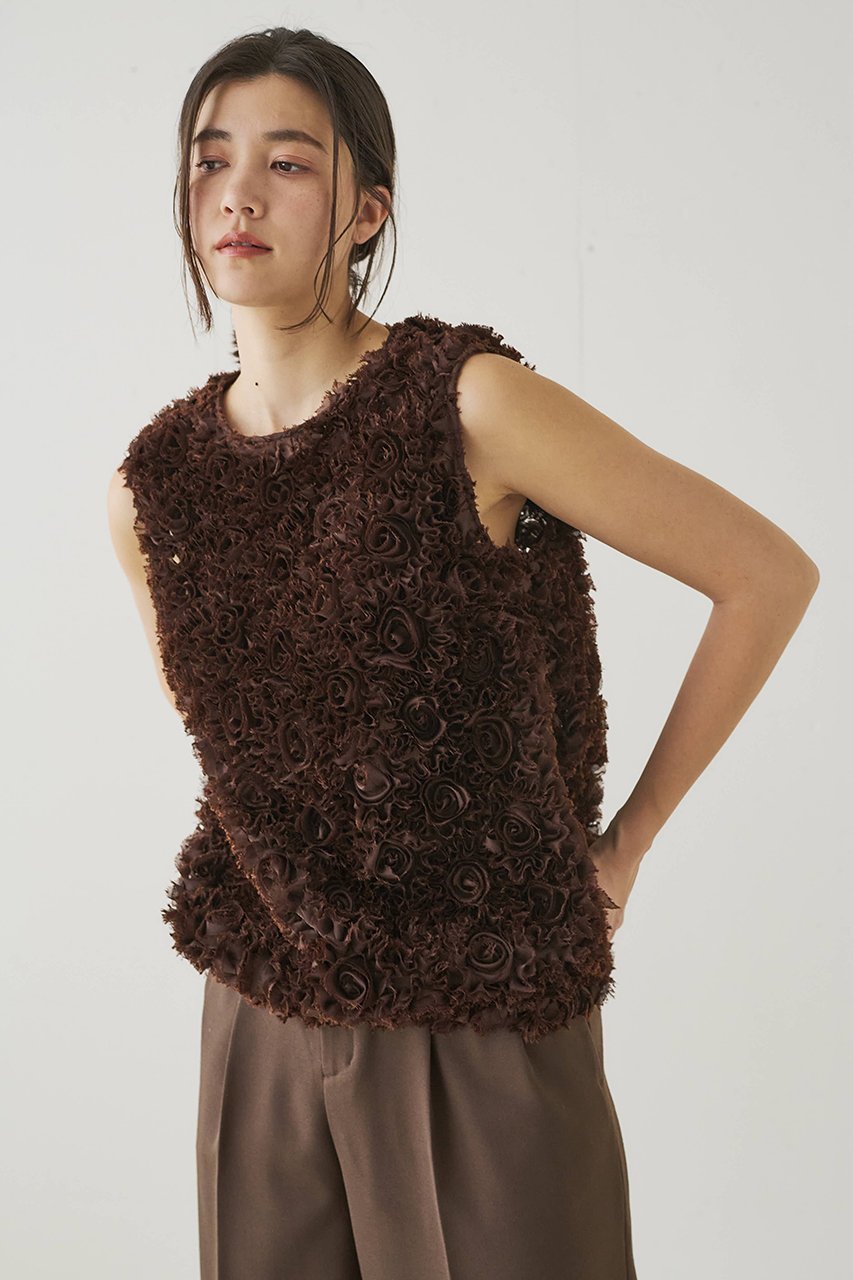 【ジェイドット/j.】の【コラボ】ローズチュールブラウス 人気、トレンドファッション・服の通販 founy(ファニー) 　ファッション　Fashion　レディースファッション　Fashion for Women　トップス・カットソー　Cut & Sew Tops　キャミソール&ノースリーブ　Camisoles & Sleeveless Tops　シャツ・ブラウス・オフィスカジュアル　Elegant Blouses & Button-Ups　おすすめ　Recommended / Our Picks　エレガント 上品　Elegant　コラボ　Collaboration, Collab　ドット　Polka Dot, Dot Pattern　ノースリーブ　Sleeveless, No-Sleeve　バランス　Balance, Style Balance　フェミニン　Feminine, Girly　ブラウジング　Blouson Silhouette, Cinched Waist　モチーフ　Motif, Design Theme　ローズ　Rose, Rose Motif　other-8|ID: prp329100004451717 ipo3291000000036071024