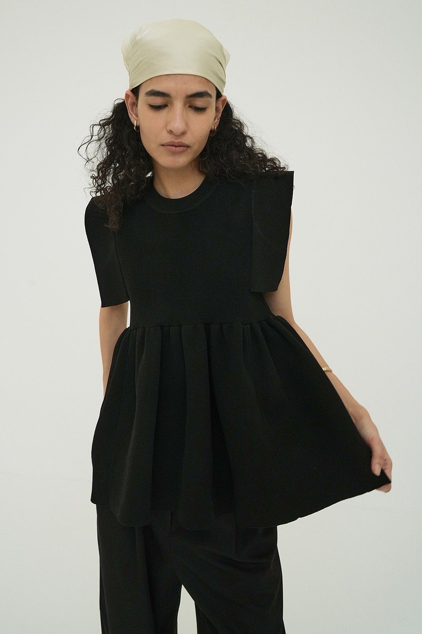 【クラネ/CLANE】のSQUARE SELEEVE GATHER KNIT TOPS/ニット 人気、トレンドファッション・服の通販 founy(ファニー) 　ファッション　Fashion　レディースファッション　Fashion for Women　トップス・カットソー　Cut & Sew Tops　ニット　Knit Tops & Sweaters　カジュアルプルオーバー・ニットトップス　Pullovers & Knit Tops / Casual Pullovers　ギャザー　Gathered, Ruffled　スクエア　Square, Square Shape　スリーブ　Sleeve, Long Sleeve / Short Sleeve　モダン　Modern, Contemporary　エレガント 上品　Elegant　other-7|ID: prp329100004451739 ipo3291000000032933151