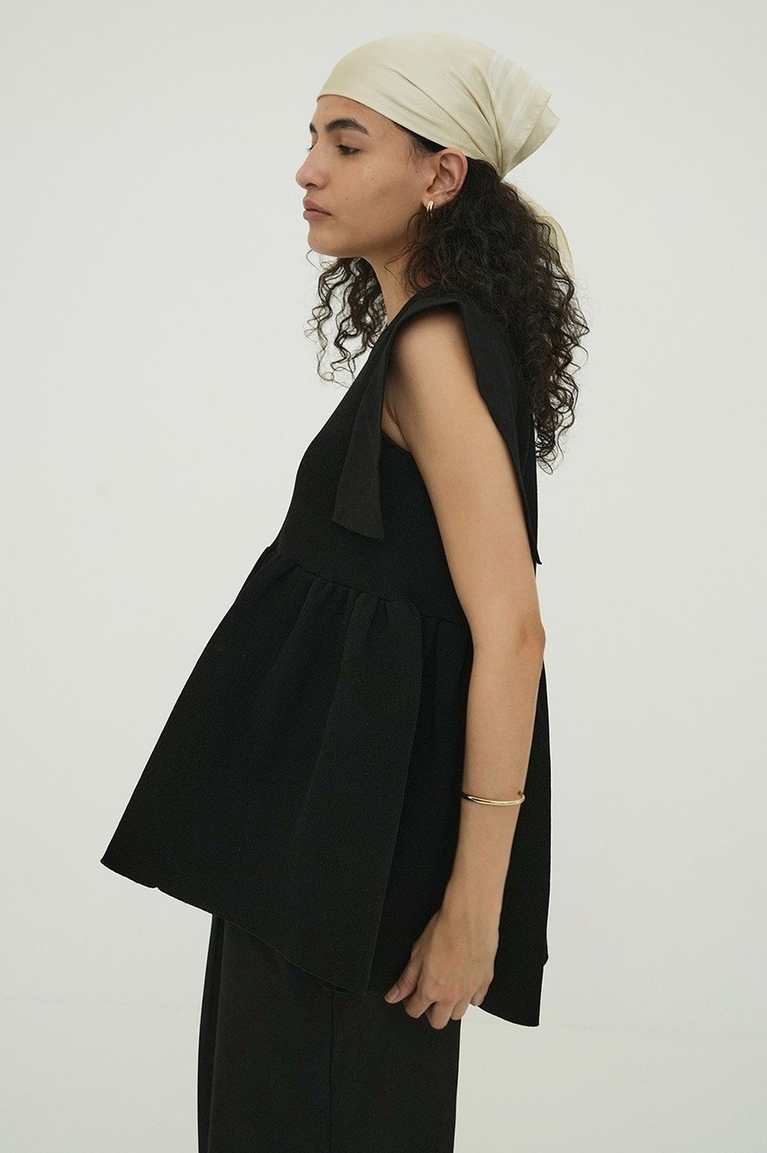 【クラネ/CLANE】のSQUARE SELEEVE GATHER KNIT TOPS/ニット 人気、トレンドファッション・服の通販 founy(ファニー) 　ファッション　Fashion　レディースファッション　Fashion for Women　トップス・カットソー　Cut & Sew Tops　ニット　Knit Tops & Sweaters　カジュアルプルオーバー・ニットトップス　Pullovers & Knit Tops / Casual Pullovers　ギャザー　Gathered, Ruffled　スクエア　Square, Square Shape　スリーブ　Sleeve, Long Sleeve / Short Sleeve　モダン　Modern, Contemporary　エレガント 上品　Elegant　other-8|ID: prp329100004451739 ipo3291000000032933158