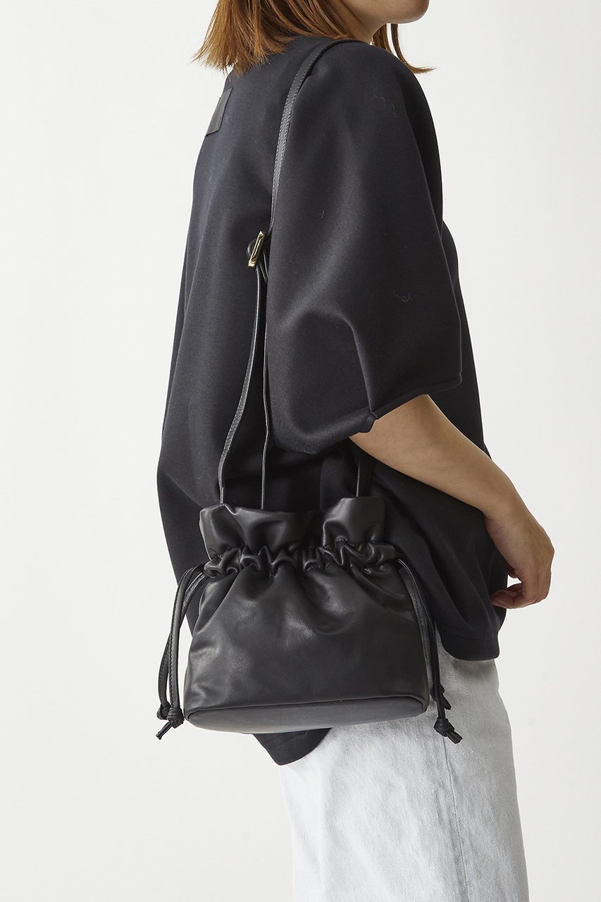 【プルミエ アロンディスモン/1er Arrondissement】の【INNUE】WEB限定バッグ 人気、トレンドファッション・服の通販 founy(ファニー) 　ファッション　Fashion　レディースファッション　Ladies' Fashion Online　バッグ　Bag　ショルダー　Shoulder　チェーン　Chain　エレガント 上品　Elegant　再入荷　Restock/Back In Stock/Re Arrival　巾着　Purse　other-7|ID: prp329100004451780 ipo3291000000032000486