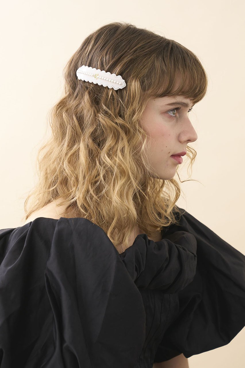 【アレクサンドル ドゥ パリ/ALEXANDRE DE PARIS】のバレッタ (8 cm) 人気、トレンドファッション・服の通販 founy(ファニー) 　ファッション　Fashion　レディースファッション　Fashion for Women　シュシュ&ヘアアクセ/ヘアアレンジ　Scrunchies & Hair Accessories　アクセサリー　Fashion Accessories　イタリア　Italy　スワロフスキー　Swarovski, Crystal Accent　バレッタ　Barrette, Hair Clip　パール　Pearl, Pearl Accent　レース　Lace, Lace Fabric　透かし　Cut-Out, Lacework　other-4|ID: prp329100004452800 ipo3291000000035487837