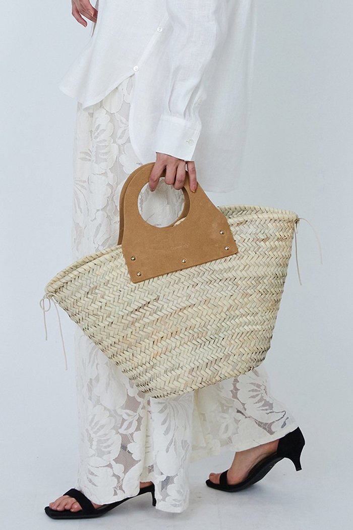【プルミエ アロンディスモン/1er Arrondissement】の【Caterina Bertini】かごバッグ インテリア・キッズ・メンズ・レディースファッション・服の通販 founy(ファニー) https://founy.com/ ファッション Fashion レディースファッション WOMEN バッグ Bag イタリア Italy シンプル Simple ハンド Hand リゾート Resort エレガント 上品 Elegant 再入荷 Restock/Back In Stock/Re Arrival 夏 Summer |ID: prp329100004452802 ipo3291000000031155178