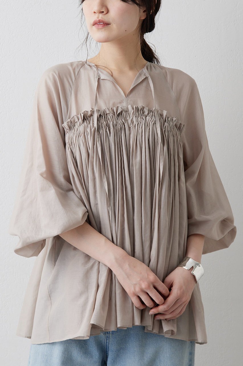 【ウィムガゼット/Whim Gazette】のシルクローンギャザーブラウス インテリア・キッズ・メンズ・レディースファッション・服の通販 founy(ファニー) 　ファッション　Fashion　レディースファッション　Fashion for Women　トップス・カットソー　Cut & Sew Tops　シャツ・ブラウス・オフィスカジュアル　Elegant Blouses & Button-Ups　ギャザー　Gathered, Ruffled　シルク　Silk, 100% Silk　スリーブ　Sleeve, Long Sleeve / Short Sleeve　ハンド　Hand, Handmade　ランダム　Random, Irregular　ロング　Long, Long-Length　エレガント 上品　Elegant　ベージュ|ID: prp329100004452826 ipo3291000000032810677