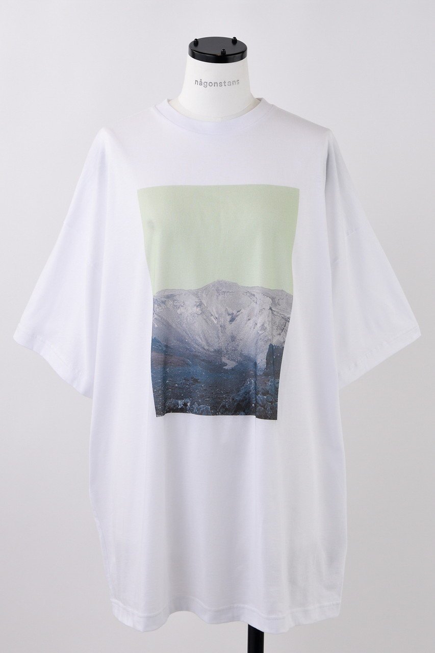 【ナゴンスタンス/nagonstans】のThe backside of Mt.Fuji T/SH Tシャツ インテリア・キッズ・メンズ・レディースファッション・服の通販 founy(ファニー) ファッション Fashion レディースファッション Fashion for Women トップス・カットソー Cut & Sew Tops シャツ・ブラウス・オフィスカジュアル Elegant Blouses & Button-Ups ロングTシャツ・Tシャツ Longline T-Shirts & Tees カットソー・ベーシックTシャツ Cut-and-Sewn Tops / Stretch Tees & Basics ショート Short, Short Length スリーブ Sleeve, Long Sleeve / Short Sleeve プリント Print, Printed Pattern ベーシック Basic, Essential Salt|ID: prp329100004452837 ipo3291000000036148875