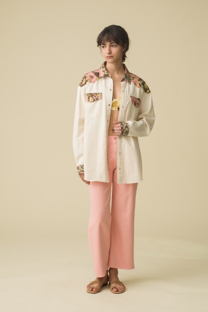 【マザー/MOTHER】のTHE MID RISE MAVEN ANKLE ストレートクロップデニム(CDL) 人気、トレンドファッション・服の通販 founy(ファニー) 　ファッション　Fashion　レディースファッション　WOMEN　パンツ　Pants　デニムパンツ　Denim Pants　クロップド　Cropped　ストレート　Straight　センター　Center　デニム　Denim　フェミニン　Feminine　リネン　Linen　ロング　Long　other-8|ID: prp329100004454714 ipo3291000000031324408