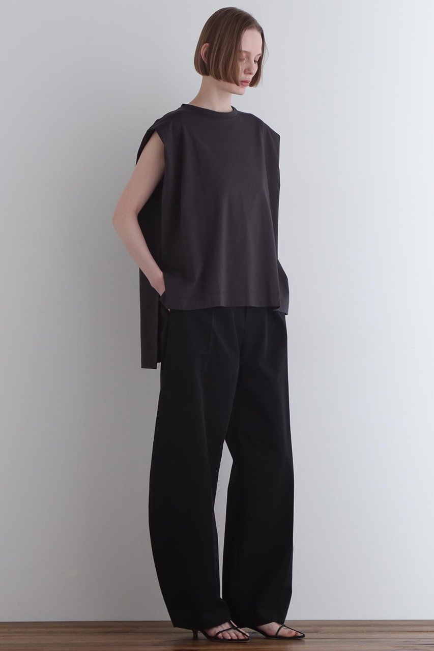 【ル フィル/LE PHIL】のシルキースムースノースリーブT 人気、トレンドファッション・服の通販 founy(ファニー) 　ファッション　Fashion　レディースファッション　Fashion for Women　トップス・カットソー　Cut & Sew Tops　キャミソール&ノースリーブ　Camisoles & Sleeveless Tops　シャツ・ブラウス・オフィスカジュアル　Elegant Blouses & Button-Ups　ロングTシャツ・Tシャツ　Longline T-Shirts & Tees　カットソー・ベーシックTシャツ　Cut-and-Sewn Tops / Stretch Tees & Basics　おすすめ　Recommended / Our Picks　キャミソール　Camisole, Spaghetti Strap Top　タンク　Tank Top, Sleeveless Top　ドレープ　Drape, Draping Fabric　リラックス　Relax, Relaxed Fit　エレガント 上品　Elegant　other-2|ID: prp329100004454752 ipo3291000000032810460