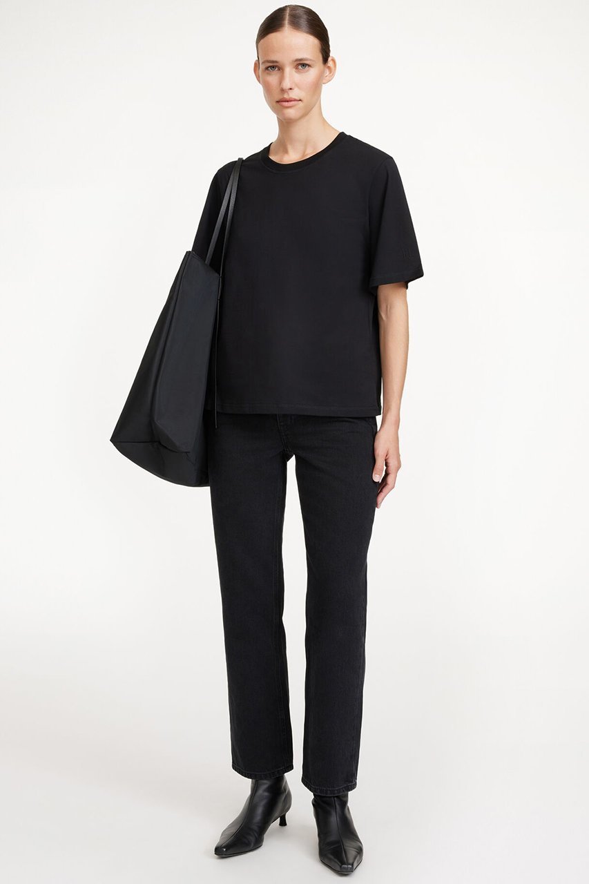 【バイ マレーネ ビルガー/BY MALENE BIRGER】のHEDIL ショートスリーブカットソー 人気、トレンドファッション・服の通販 founy(ファニー) 　ファッション　Fashion　レディースファッション　Fashion for Women　トップス・カットソー　Cut & Sew Tops　シャツ・ブラウス・オフィスカジュアル　Elegant Blouses & Button-Ups　ロングTシャツ・Tシャツ　Longline T-Shirts & Tees　カットソー・ベーシックTシャツ　Cut-and-Sewn Tops / Stretch Tees & Basics　インナー　Innerwear　カーディガン　Cardigan, Knitwear　クール　Cool, Chic　ショート　Short, Short Length　シンプル　Simple, Minimal　ジャケット　Jacket, Outerwear　スラックス　Slacks, Dress Pants　スリーブ　Sleeve, Long Sleeve / Short Sleeve　デニム　Denim, Jeans Material　バランス　Balance, Style Balance　other-7|ID: prp329100004456336 ipo3291000000032858570