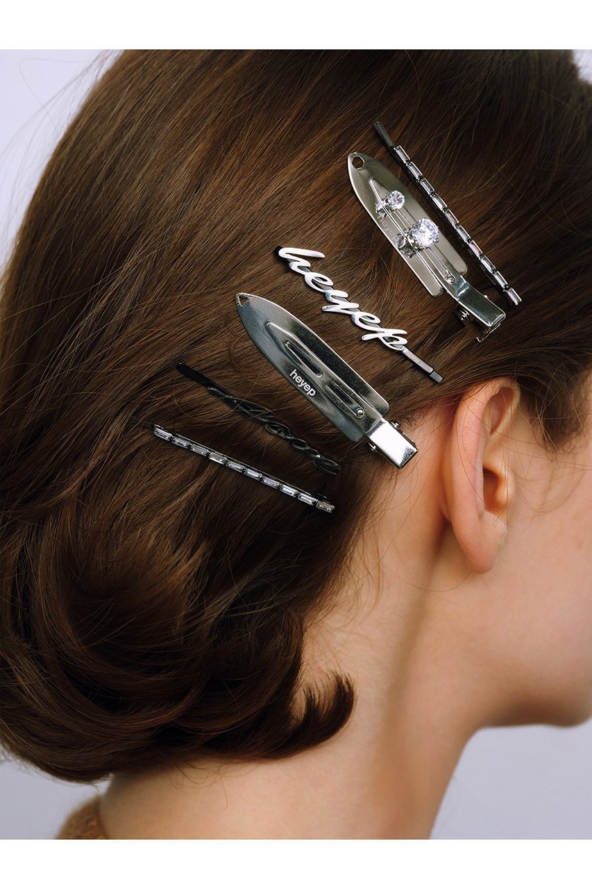 【ヘイップ/heyep】のLogo&Rhinestone ヘアピン 4Pセット 人気、トレンドファッション・服の通販 founy(ファニー) 　ファッション　Fashion　レディースファッション　Fashion for Women　シュシュ&ヘアアクセ/ヘアアレンジ　Scrunchies & Hair Accessories　アクセサリー　Fashion Accessories　クリスタル　Crystal, Swarovski　シンプル　Simple, Minimal　ストーン　Stone, Gem-Like　トレンド　Trend, Trending Now　バランス　Balance, Style Balance　バレッタ　Barrette, Hair Clip　other-3|ID: prp329100004456398 ipo3291000000036239750