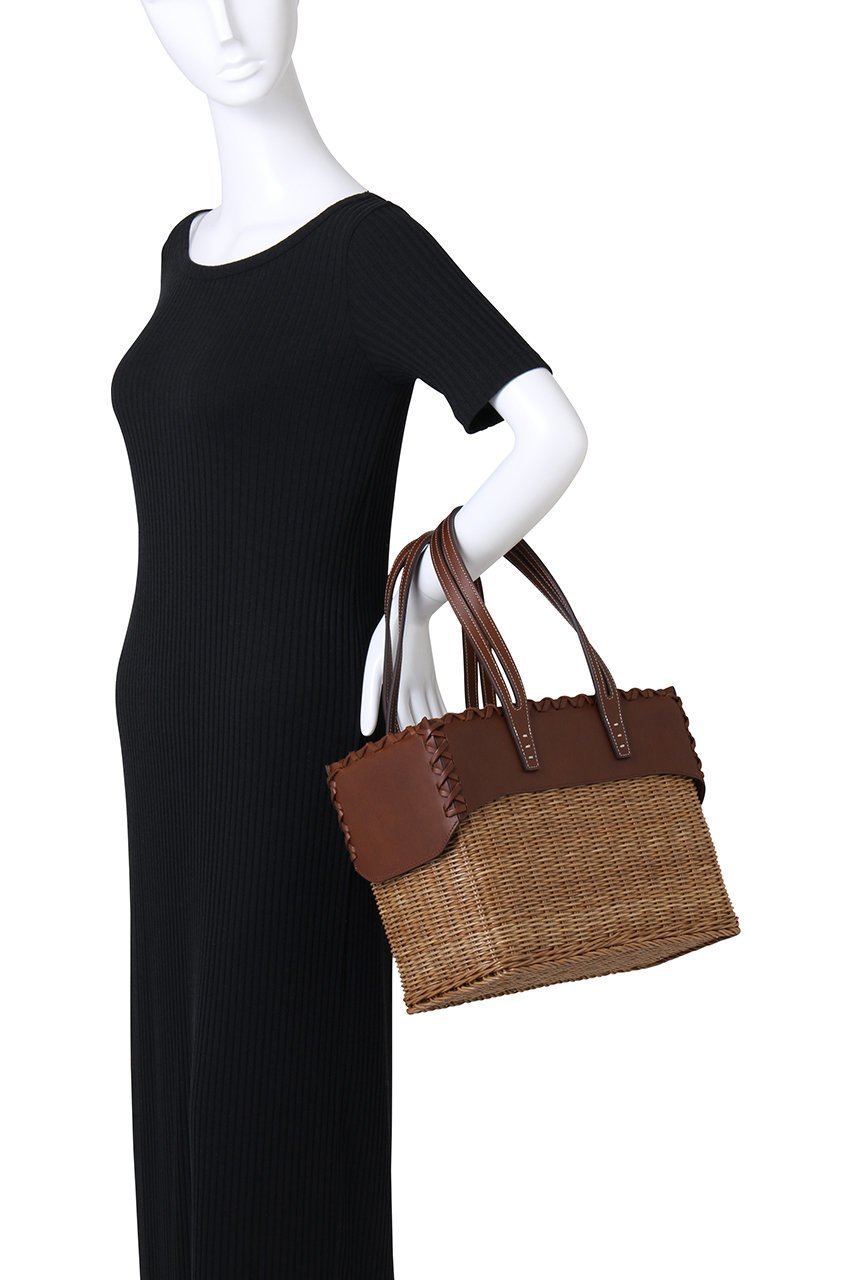 【ア ヴァケーション/A VACATION】のRATTAN M カバー付きカゴバッグ 人気、トレンドファッション・服の通販 founy(ファニー) 　ファッション　Fashion　レディースファッション　WOMEN　バッグ　Bag　スカーフ　Scarf　スクエア　Square　フォルム　Form　ラタン　Rattan　リゾート　Resort　エレガント 上品　Elegant　other-3|ID: prp329100004456411 ipo3291000000031250552