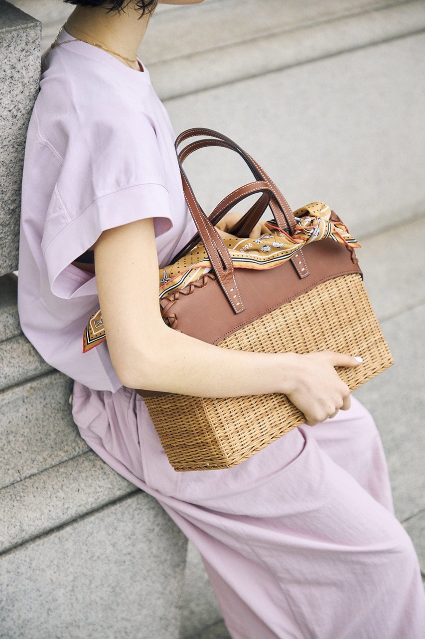 【ア ヴァケーション/A VACATION】のRATTAN M カバー付きカゴバッグ 人気、トレンドファッション・服の通販 founy(ファニー) 　ファッション　Fashion　レディースファッション　Fashion for Women　バッグ　Bags　スカーフ　Scarf, Neckwear　スクエア　Square, Square Shape　フォルム　Silhouette, Form　ラタン　Rattan, Woven Rattan　リゾート　Resort, Vacation Style　エレガント 上品　Elegant　other-8|ID: prp329100004456411 ipo3291000000032779664