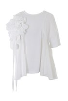 【アユーシ/AAYUSHI】のフラワーモチーフアシメヘムブラウス 人気、トレンドファッション・服の通販 founy(ファニー) ファッション Fashion レディースファッション Fashion for Women トップス・カットソー Cut & Sew Tops シャツ・ブラウス・オフィスカジュアル Elegant Blouses & Button-Ups 花柄・フラワープリント・モチーフ Floral Prints & Motifs / Flower Pattern Tops エレガント 上品 Elegant ショート Short, Short Length スリーブ Sleeve, Long Sleeve / Short Sleeve フラワー Flower, Floral フレア Flare, Flared モチーフ Motif, Design Theme リボン Ribbon, Bow 再入荷 Restock / Back in Stock thumbnail ホワイト|ID: prp329100004457665 ipo3291000000032844804