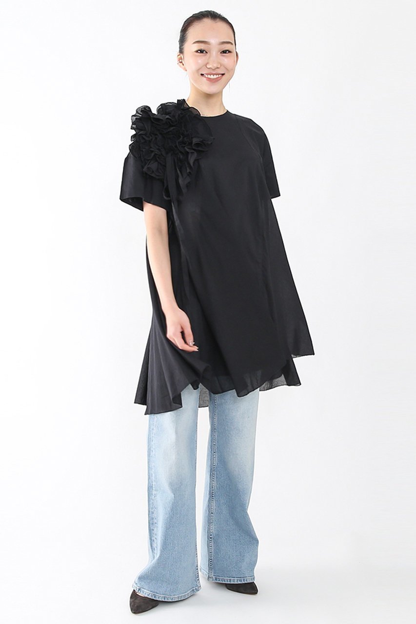 【アユーシ/AAYUSHI】のフラワーモチーフアシメヘムチュニック 人気、トレンドファッション・服の通販 founy(ファニー) 　ファッション　Fashion　レディースファッション　WOMEN　トップス・カットソー　Tops/Tshirt　シャツ/ブラウス　Shirts/Blouses　花柄・フラワープリント・モチーフ　Flower Patterns　ショート　Short　シンプル　Simple　スリーブ　Sleeve　チュニック　Tunic　フラワー　Flower　フレア　Flare　モチーフ　Motif　other-5|ID: prp329100004457666 ipo3291000000031323789