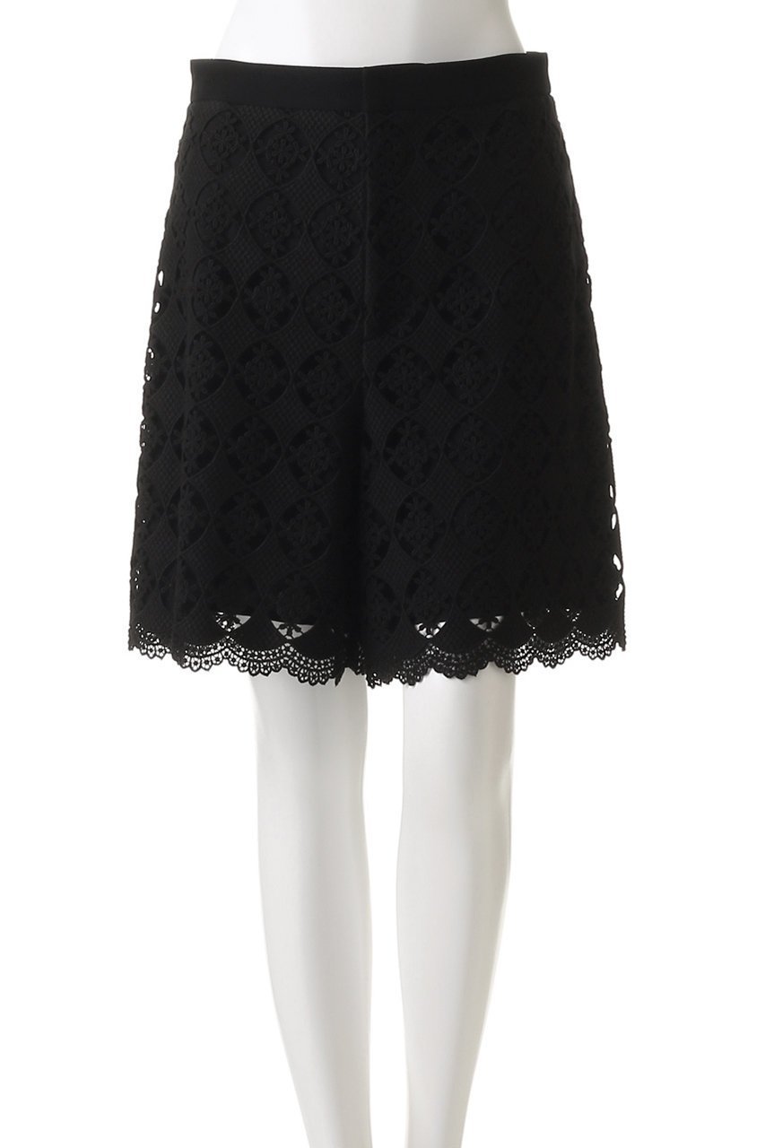 【アルアバイル/allureville】の【Loulou Willoughby】サークルケミカルバミューダパンツ 人気、トレンドファッション・服の通販 founy(ファニー) 　ファッション　Fashion　レディースファッション　WOMEN　パンツ　Pants　ハーフ / ショートパンツ　Short Pants　クラシカル　Classical　ケミカル　Chemical　サークル　Circle　ショート　Short　スカラップ　Scalloped　フェミニン　Feminine　モチーフ　Motif　レース　Race　エレガント 上品　Elegant　夏　Summer　春　Spring　S/S・春夏　Ss・Spring/Summer　other-2|ID: prp329100004457669 ipo3291000000031249850