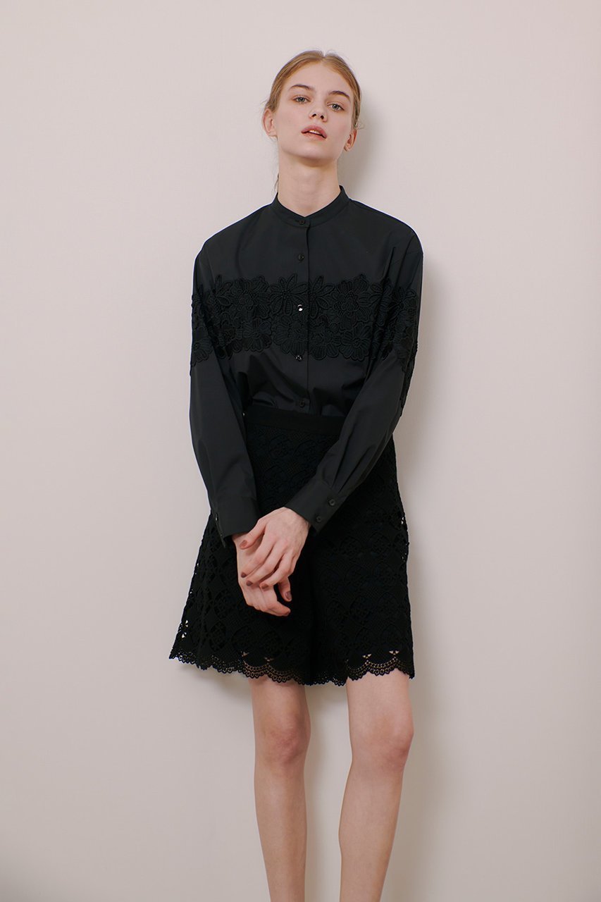 【アルアバイル/allureville】の【Loulou Willoughby】サークルケミカルバミューダパンツ 人気、トレンドファッション・服の通販 founy(ファニー) 　ファッション　Fashion　レディースファッション　Fashion for Women　パンツ　Pants & Trousers　ショートパンツ・ハーフパンツ　High-Waisted & Relaxed Shorts　クラシカル　Classical, Vintage-Inspired　ケミカル　Chemical, Chemical Wash　サークル　Circle, Round Design　ショート　Short, Short Length　スカラップ　Scallop, Scalloped Edge　フェミニン　Feminine, Girly　モチーフ　Motif, Design Theme　レース　Lace, Lace Fabric　エレガント 上品　Elegant　再入荷　Restock / Back in Stock　夏　Summer　春　Spring　S/S・春夏　SS, Spring/Summer, Warm Season　other-8|ID: prp329100004457669 ipo3291000000032706934