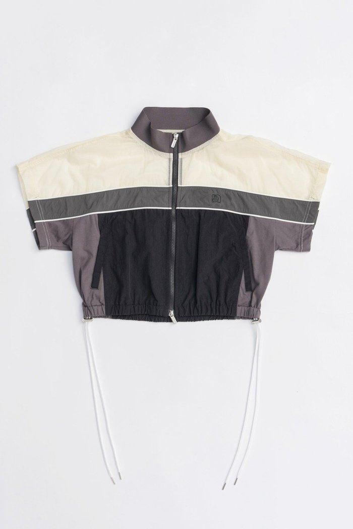 【メゾンスペシャル/MAISON SPECIAL】のColor Block Half Sleeve Tops/カラーブロックハーフスリーブトップス インテリア・キッズ・メンズ・レディースファッション・服の通販 founy(ファニー) https://founy.com/ ファッション Fashion レディースファッション WOMEN トップス・カットソー Tops/Tshirt シャツ/ブラウス Shirts/Blouses カットソー Cut And Sew コンパクト Compact シアー Sheer ショート Short スピンドル Spindle スリーブ Sleeve スーツ Suit セットアップ Set Up 定番 Standard ブロック Block おすすめ Recommend |ID: prp329100004464609 ipo3291000000031236550
