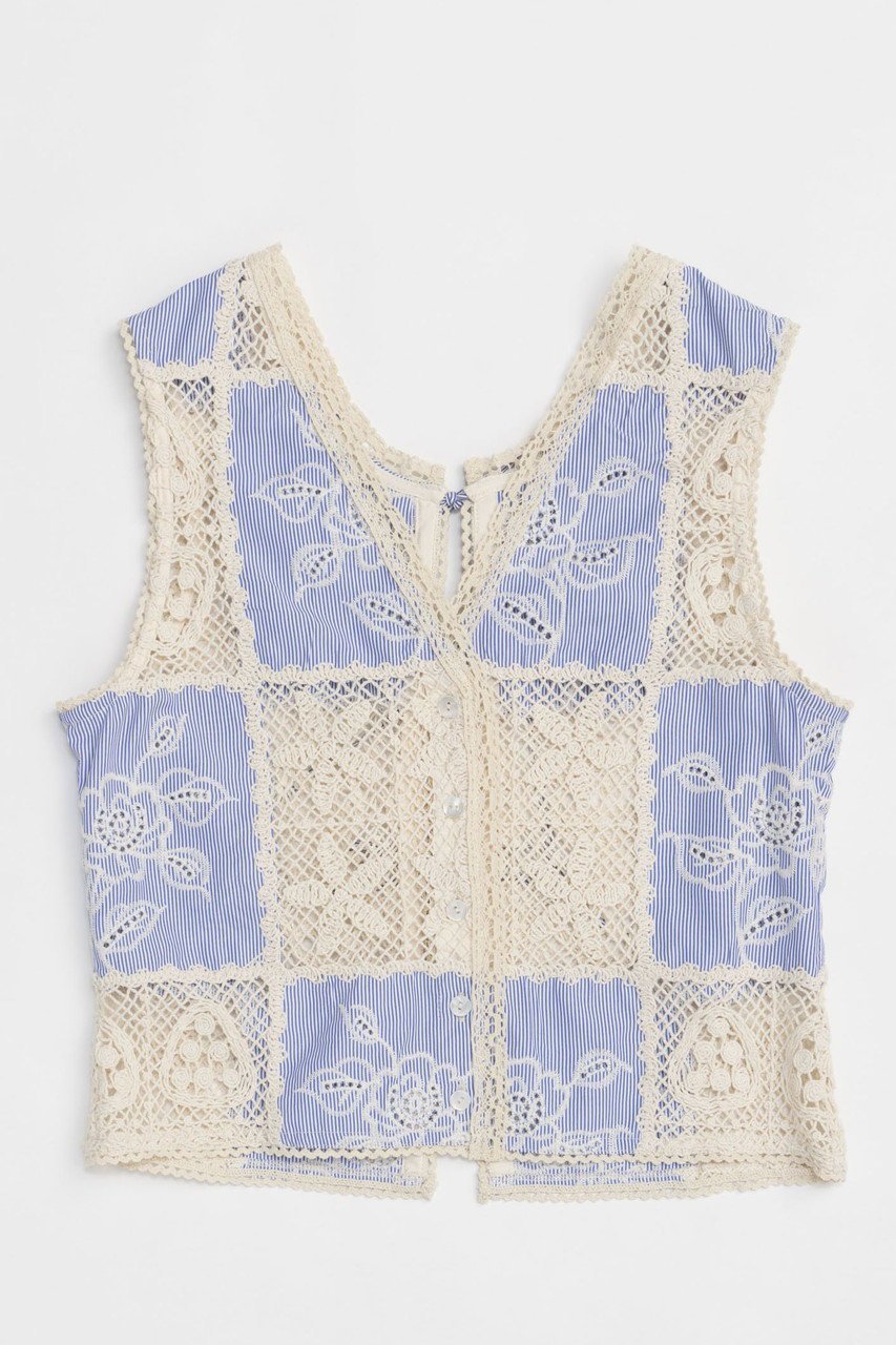 【メゾンスペシャル/MAISON SPECIAL】の2way Embroidery Vest/2WAYエンブロイダリーベスト 人気、トレンドファッション・服の通販 founy(ファニー) 　ファッション　Fashion　レディースファッション　WOMEN　アウター　Coat Outerwear　ジャケット　Jackets　かぎ針　Crochet　コンパクト　Compact　ジャケット　Jacket　セットアップ　Set Up　ドッキング　Docking　フラワー　Flower　ブロック　Block　ベスト　Vest　モチーフ　Motif　再入荷　Restock/Back In Stock/Re Arrival　おすすめ　Recommend　other-3|ID: prp329100004464626 ipo3291000000031249194