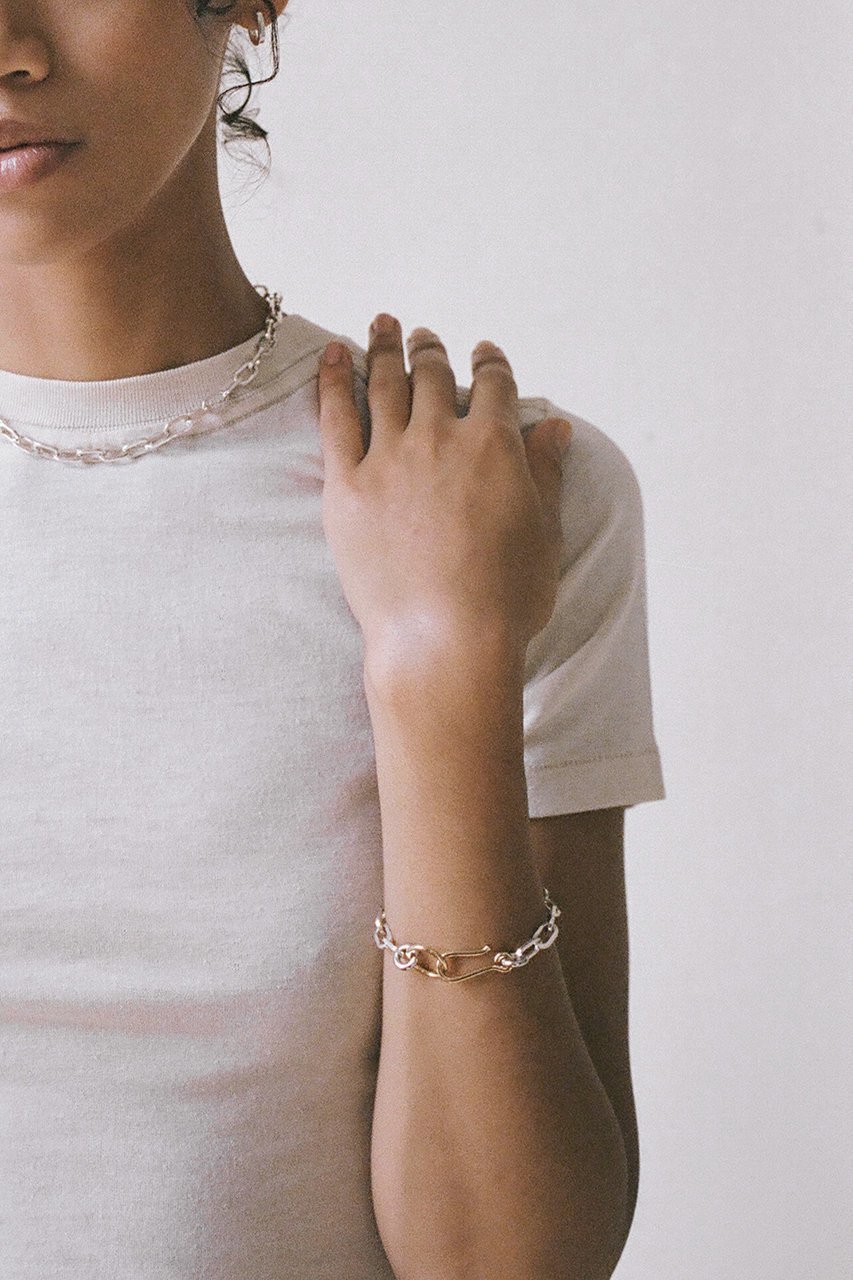 【ローラロンバルディ/LAURA LOMBARDI】のTwo Tone Fara ブレスレット 人気、トレンドファッション・服の通販 founy(ファニー) 　ファッション　Fashion　レディースファッション　Ladies' Fashion Online　ジュエリー　Jewelry　ブレスレット　Bracelets　バングル　Bangles　アクセサリー　Accessories　シルバー　Silver　チェーン　Chain　フォルム　Form　ブレスレット　Bracelet　other-2|ID: prp329100004464662 ipo3291000000031249386