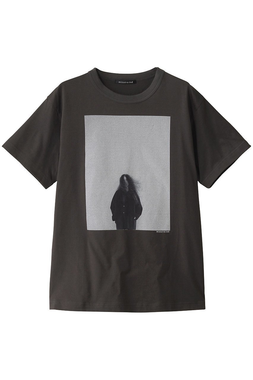 【ミズイロ インド/mizuiro ind】のphoto print T Tシャツ インテリア・キッズ・メンズ・レディースファッション・服の通販 founy(ファニー) 　ファッション　Fashion　レディースファッション　Fashion for Women　トップス・カットソー　Cut & Sew Tops　シャツ・ブラウス・オフィスカジュアル　Elegant Blouses & Button-Ups　ロングTシャツ・Tシャツ　Longline T-Shirts & Tees　カットソー・ベーシックTシャツ　Cut-and-Sewn Tops / Stretch Tees & Basics　グラフィック　Graphic, Graphic Design　ショート　Short, Short Length　シンプル　Simple, Minimal　スリーブ　Sleeve, Long Sleeve / Short Sleeve　フロント　Front, Front Design　プリント　Print, Printed Pattern　モノトーン　Monotone, Black and White　c.grayA|ID: prp329100004465589 ipo3291000000032857144