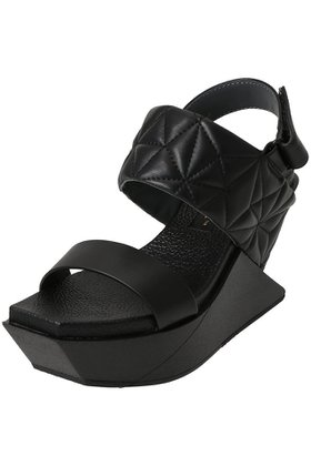【ユナイテッド ヌード/UNITED NUDE】 Delta Wedge Puffy人気、トレンドファッション・服の通販 founy(ファニー) ファッション Fashion レディースファッション Fashion for Women キルティング Quilted, Quilting クッション Cushion, Throw Pillow サンダル Sandals, Summer Shoes メタリック Metallic, Shiny Finish 厚底 Platform Shoes 軽量 Lightweight, Ultra Light |ID:prp329100004465596