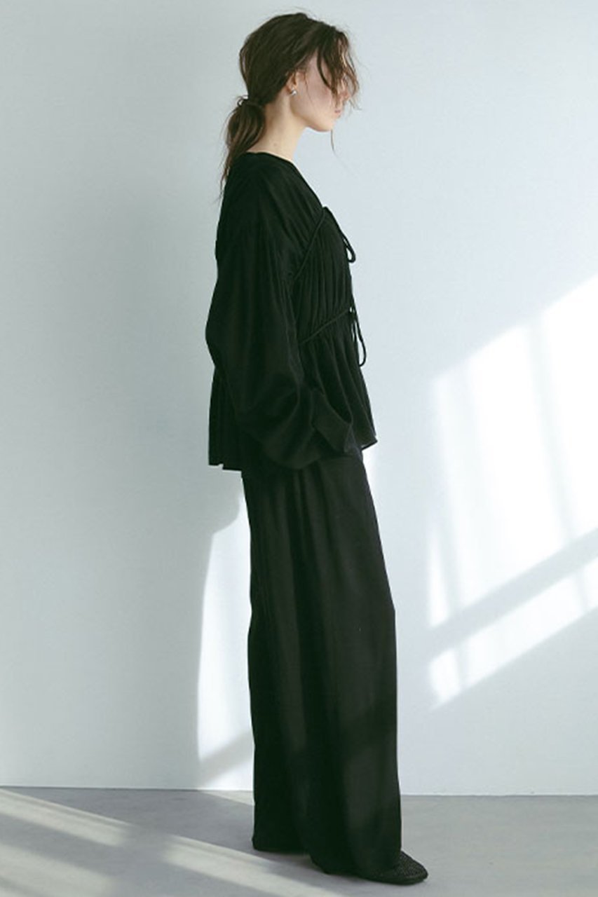 【エトレトウキョウ/ETRE TOKYO】のギャザーボリュームエアリートップス 人気、トレンドファッション・服の通販 founy(ファニー) 　ファッション　Fashion　レディースファッション　Fashion for Women　トップス・カットソー　Cut & Sew Tops　シャツ・ブラウス・オフィスカジュアル　Elegant Blouses & Button-Ups　おすすめ　Recommended / Our Picks　エアリー　Airy Texture　ギャザー　Gathered, Ruffled　スリーブ　Sleeve, Long Sleeve / Short Sleeve　フロント　Front, Front Design　ロング　Long, Long-Length　エレガント 上品　Elegant　other-8|ID: prp329100004472580 ipo3291000000034955523