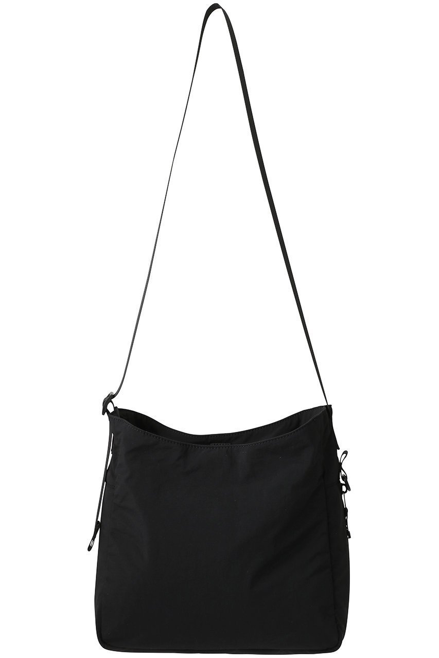 【メゾン キツネ/MAISON KITSUNE】の【UNISEX】FLASH FOX MESSENGER ポーチ 人気、トレンドファッション・服の通販 founy(ファニー) 　ファッション　Fashion　レディースファッション　WOMEN　ポーチ　Pouches　ユニセックス　Unisex　アウトドア　Outdoor　サイドジップ　Side Zip　パッチ　Patch　フロント　Front　ポケット　Pocket　ポーチ　Pouch　ラップ　Wrap　ラバー　Rubber　other-3|ID: prp329100004472611 ipo3291000000031479919