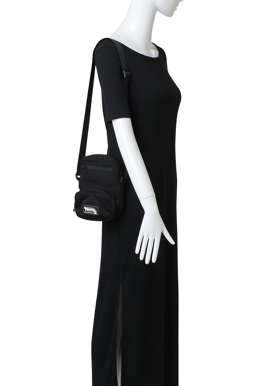 【メゾン キツネ/MAISON KITSUNE】の【UNISEX】FLASH FOX CROSSBODY ポーチ 人気、トレンドファッション・服の通販 founy(ファニー) 　ファッション　Fashion　レディースファッション　Fashion for Women　ポーチ&ミニバッグ　Pouches & Mini Bags　ユニセックス　Unisex, Genderless　おすすめ　Recommended / Our Picks　アウトドア　Outdoor Clothing　パッチ　Patch, Appliqué　フロント　Front, Front Design　ポケット　Pocket, Pocket Detail　ポーチ　Pouch, Small Case　ラバー　Rubber, Rubber Sole　other-2|ID: prp329100004472613 ipo3291000000032801932
