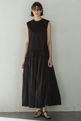 【エッセン ロートレアモン/ESSEN LAUTREAMONT】のフハクキリカエスムースワンピース 人気、トレンドファッション・服の通販 founy(ファニー) ファッション Fashion レディースファッション Fashion for Women ワンピース Dresses チュニック Tunic Tops & Dresses ギャザー Gathered, Ruffled サマー Summer, Summer Style タフタ Taffeta, Structured Fabric チュニック Tunic, Long Top ドレス Dress, One-Piece フィット Fit, Slim Fit ロング Long, Long-Length 再入荷 Restock / Back in Stock 夏 Summer |ID:prp329100004472732