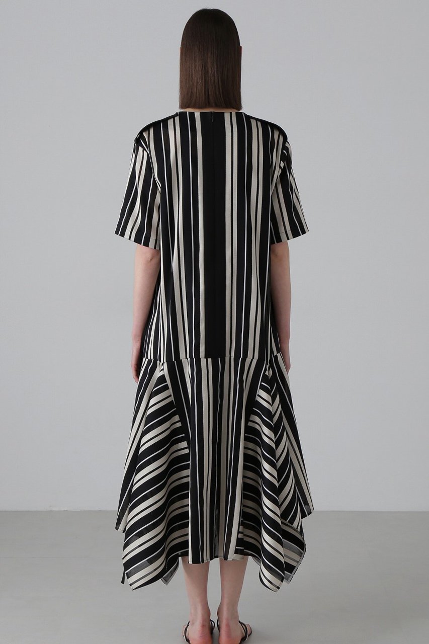 【アドーア/ADORE】のボールドストライプジャガードワンピース 人気、トレンドファッション・服の通販 founy(ファニー) 　ファッション　Fashion　レディースファッション　Fashion for Women　ワンピース　Dresses　チュニック　Tunic Tops & Dresses　シアー　Sheer, See-Through　ジャカード／ジャガード　Jacquard, Woven Pattern　ストライプ　Stripe, Striped Pattern　チュニック　Tunic, Long Top　ドレス　Dress, One-Piece　ボーダー　Border, Stripe　ヨーク　Yoke, Yoke Design　ロング　Long, Long-Length　other-8|ID: prp329100004475036 ipo3291000000032813771