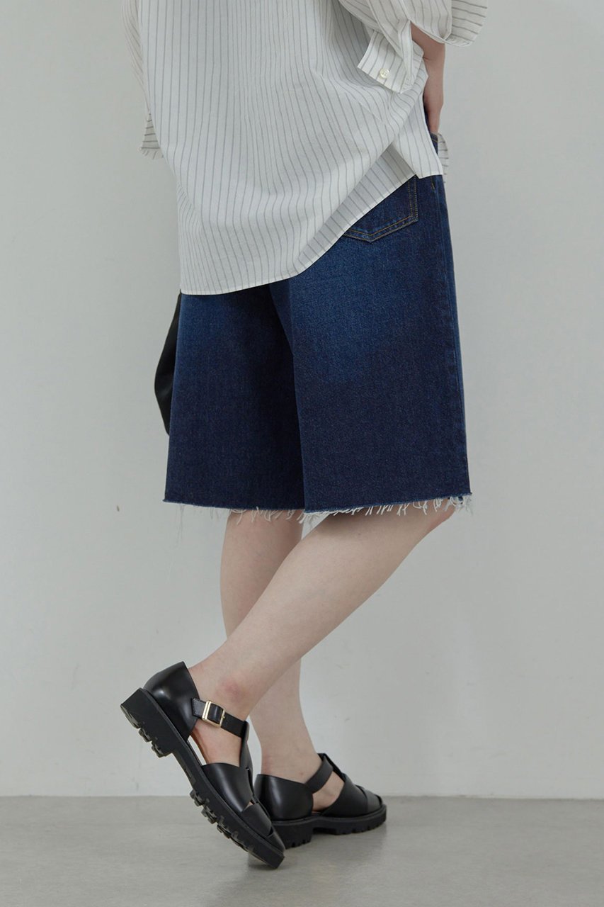 【ガリャルダガランテ/GALLARDAGALANTE】の【HERITANOVUM】ハーフデニムパンツ 人気、トレンドファッション・服の通販 founy(ファニー) 　ファッション　Fashion　レディースファッション　Fashion for Women　パンツ　Pants & Trousers　デニムパンツ・ジーンズ・美脚デニム　Denim Jeans & Pants　ショートパンツ・ハーフパンツ　High-Waisted & Relaxed Shorts　カットソー　Cut and Sewn Top　ショート　Short, Short Length　シンプル　Simple, Minimal　スタンダード　Standard, Basic　デニム　Denim, Jeans Material　トレンド　Trend, Trending Now　ハーフ　Half, Half-Length　フリンジ　Fringe, Tassel　other-7|ID: prp329100004475046 ipo3291000000032902739
