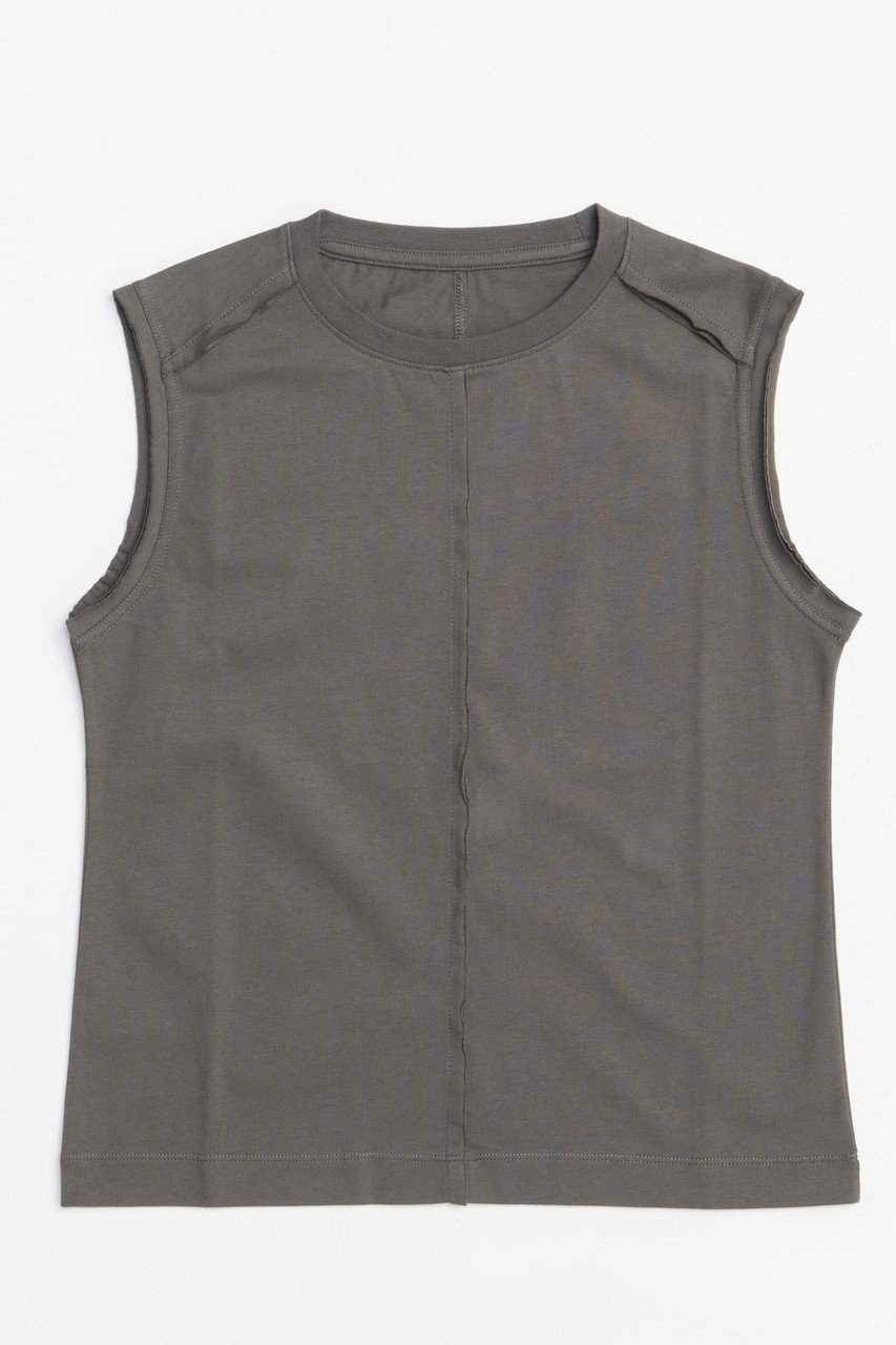 【メゾンスペシャル/MAISON SPECIAL】のCutoff Sleeveless Tops/カットオフノースリーブトップス インテリア・キッズ・メンズ・レディースファッション・服の通販 founy(ファニー) 　ファッション　Fashion　レディースファッション　WOMEN　トップス・カットソー　Tops/Tshirt　キャミソール / ノースリーブ　No Sleeves　シャツ/ブラウス　Shirts/Blouses　ロング / Tシャツ　T-Shirts　カットソー　Cut and Sewn　インナー　Inner　カットソー　Cut And Sew　キャミソール　Camisole　シンプル　Simple　タンク　Tank　ボックス　Box　ロング　Long　再入荷　Restock/Back In Stock/Re Arrival　夏　Summer　C.GRY(チャコールグレー)|ID: prp329100004475084 ipo3291000000031549144