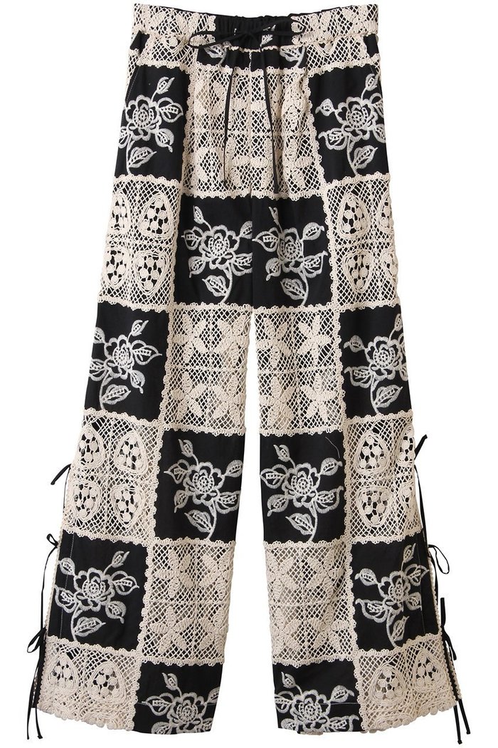 【メゾンスペシャル/MAISON SPECIAL】のEmbroidery Easy Pants/エンブロイダリーイージーパンツ インテリア・キッズ・メンズ・レディースファッション・服の通販 founy(ファニー) https://founy.com/ ファッション Fashion レディースファッション Fashion for Women パンツ Pants & Trousers かぎ針 Crochet セットアップ Set-Up, Coordinated Outfit ドッキング Docking, Mixed Material ブロック Block, Solid Block Pattern ベスト Vest, Waistcoat モチーフ Motif, Design Theme リボン Ribbon, Bow ワイド Wide, Wide Fit おすすめ Recommended / Our Picks |ID: prp329100004475143 ipo3291000000032809242