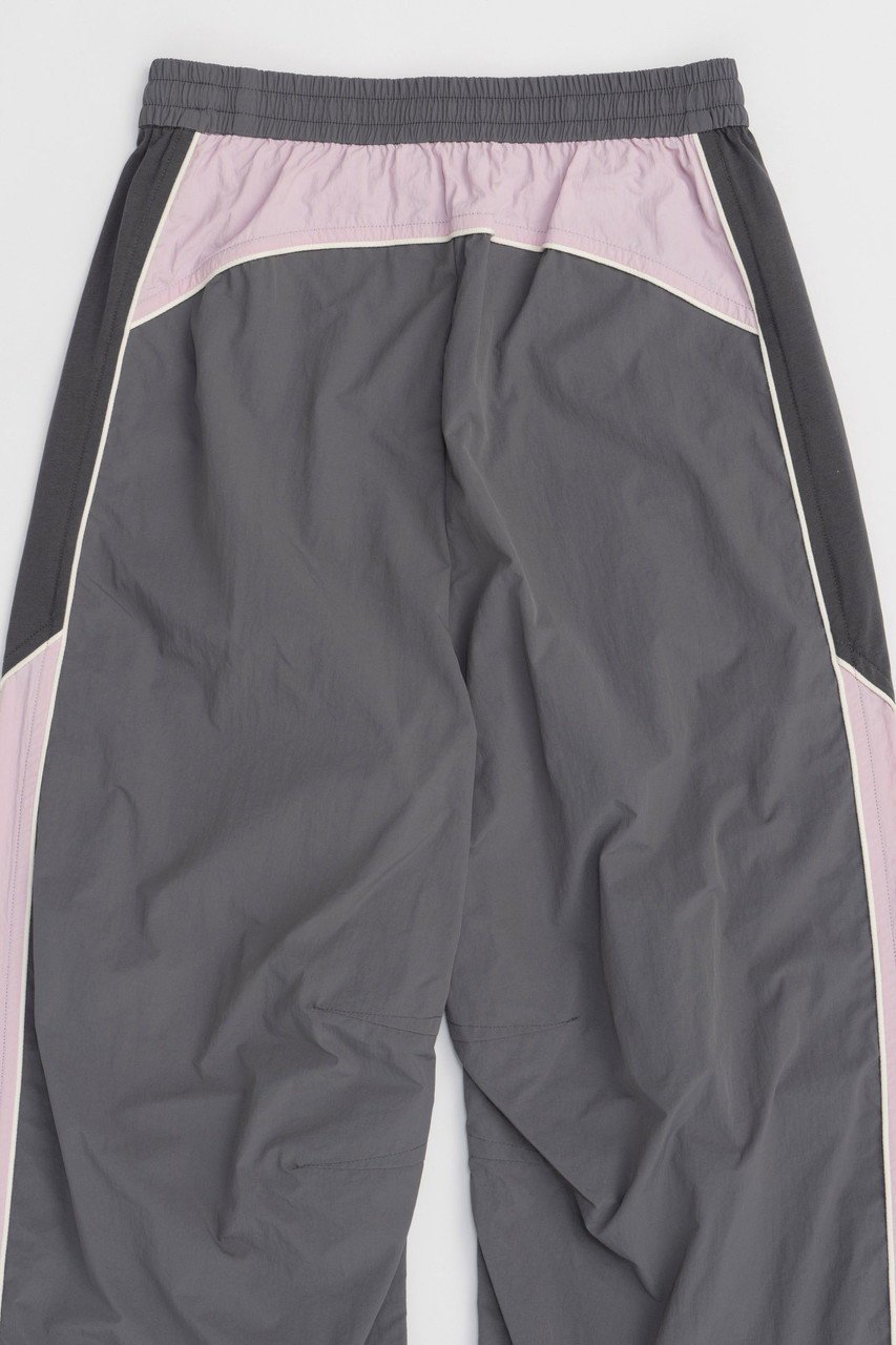 【メゾンスペシャル/MAISON SPECIAL】のColor Block Sporty Pants/カラーブロックスポーティーパンツ 人気、トレンドファッション・服の通販 founy(ファニー) 　ファッション　Fashion　レディースファッション　Fashion for Women　パンツ　Pants & Trousers　シアー　Sheer, See-Through　スピンドル　Spindle, Drawcord　セットアップ　Set-Up, Coordinated Outfit　定番　Standard, Basic Item　ブロック　Block, Solid Block Pattern　おすすめ　Recommended / Our Picks　other-7|ID: prp329100004475151 ipo3291000000032790697
