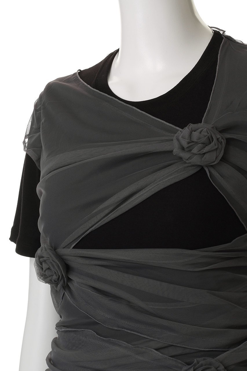 【メゾンスペシャル/MAISON SPECIAL】のFlower Motif Tulle Layered Tops/フラワーモチーフチュールレイヤードトップス 人気、トレンドファッション・服の通販 founy(ファニー) 　ファッション　Fashion　レディースファッション　Fashion for Women　トップス・カットソー　Cut & Sew Tops　シャツ・ブラウス・オフィスカジュアル　Elegant Blouses & Button-Ups　ロングTシャツ・Tシャツ　Longline T-Shirts & Tees　カットソー・ベーシックTシャツ　Cut-and-Sewn Tops / Stretch Tees & Basics　花柄・フラワープリント・モチーフ　Floral Prints & Motifs / Flower Pattern Tops　シアー　Sheer, See-Through　ショート　Short, Short Length　シンプル　Simple, Minimal　ストレッチ　Stretch, Stretchy Fabric　スリーブ　Sleeve, Long Sleeve / Short Sleeve　フラワー　Flower, Floral　モチーフ　Motif, Design Theme　エレガント 上品　Elegant　other-5|ID: prp329100004475164 ipo3291000000032848336