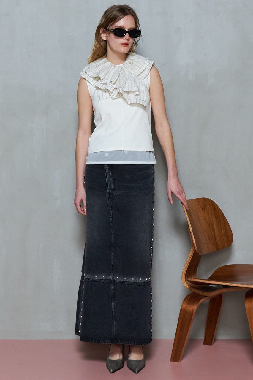 【メゾンスペシャル/MAISON SPECIAL】のStuds Denim Skirt/スタッズデニムスカート 人気、トレンドファッション・服の通販 founy(ファニー) 　ファッション　Fashion　レディースファッション　Fashion for Women　スカート　Skirts　デニムスカート・カジュアルスカート　Denim Skirts　ロングスカート　Long Skirts / Maxi & Midi Skirts　シンプル　Simple, Minimal　スタッズ　Studs, Metal Accents　スリット　Slit, Slit Detail　セットアップ　Set-Up, Coordinated Outfit　デニム　Denim, Jeans Material　ビスチェ　Bustier, Corset Top　マキシ　Maxi, Full Length　ロング　Long, Long-Length　おすすめ　Recommended / Our Picks　other-7|ID: prp329100004475177 ipo3291000000036790643