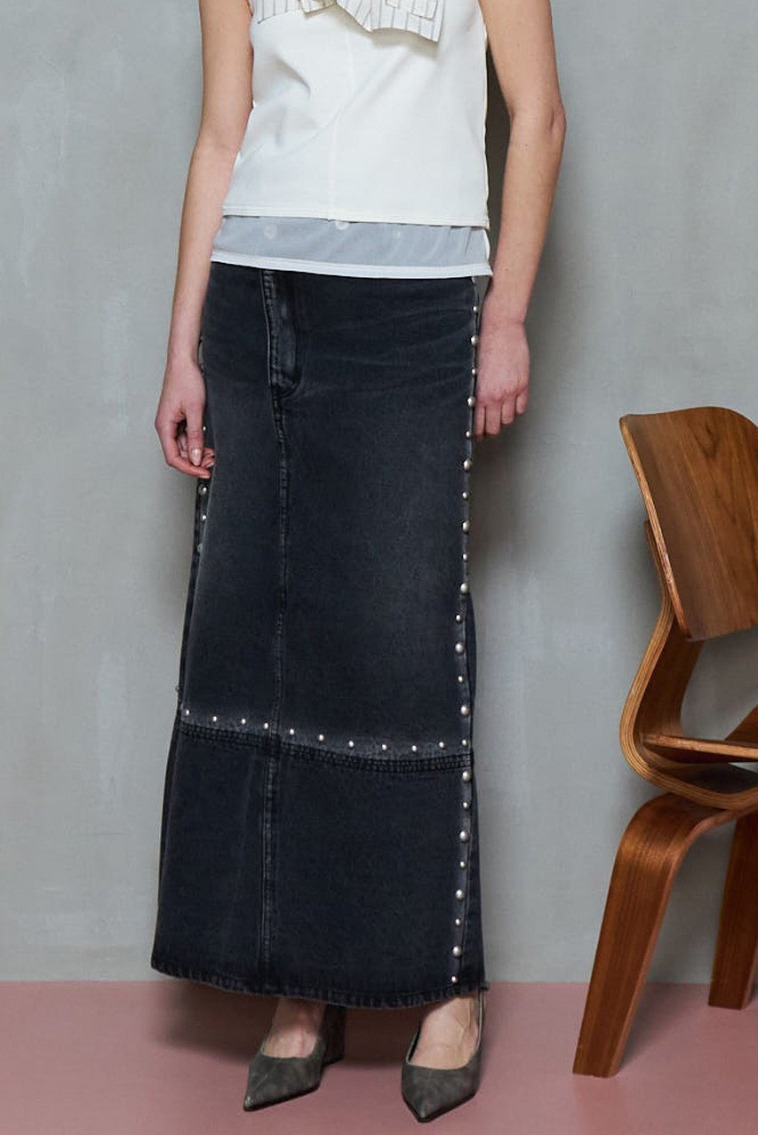 【メゾンスペシャル/MAISON SPECIAL】のStuds Denim Skirt/スタッズデニムスカート 人気、トレンドファッション・服の通販 founy(ファニー) 　ファッション　Fashion　レディースファッション　Fashion for Women　スカート　Skirts　デニムスカート・カジュアルスカート　Denim Skirts　ロングスカート　Long Skirts / Maxi & Midi Skirts　シンプル　Simple, Minimal　スタッズ　Studs, Metal Accents　スリット　Slit, Slit Detail　セットアップ　Set-Up, Coordinated Outfit　デニム　Denim, Jeans Material　ビスチェ　Bustier, Corset Top　マキシ　Maxi, Full Length　ロング　Long, Long-Length　おすすめ　Recommended / Our Picks　other-8|ID: prp329100004475177 ipo3291000000036790644