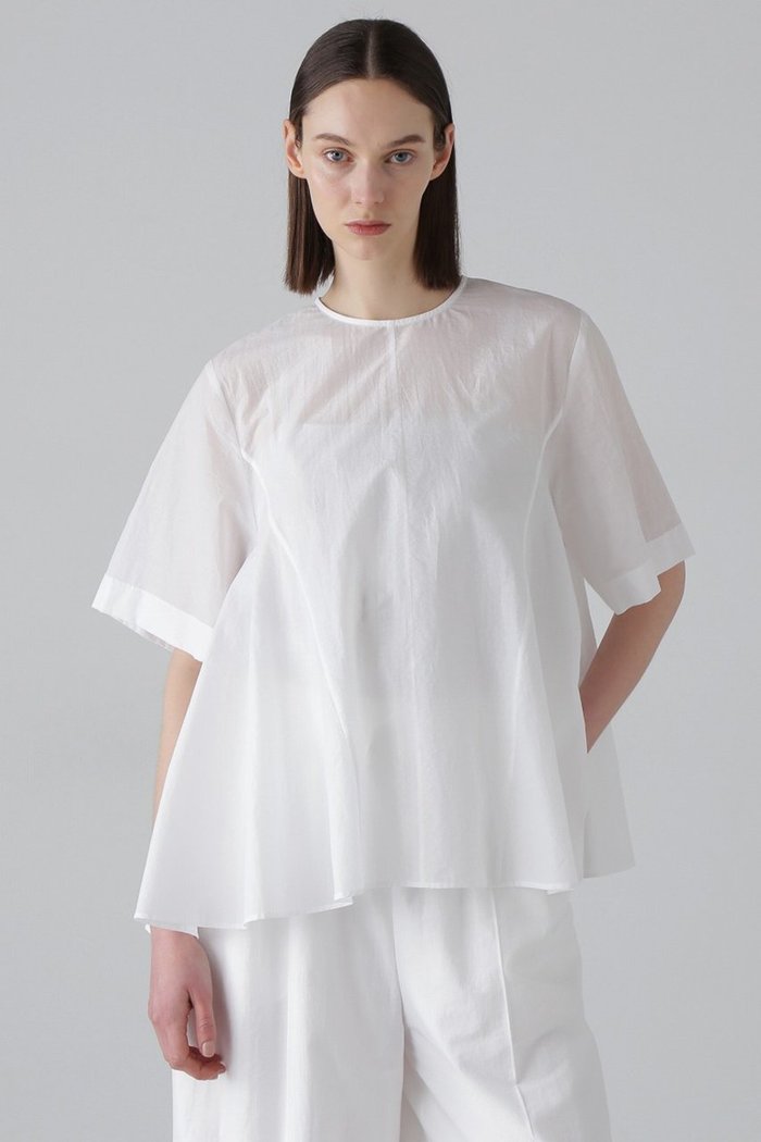 【アドーア/ADORE】のコットンナイロンタフタブラウス インテリア・キッズ・メンズ・レディースファッション・服の通販 founy(ファニー) https://founy.com/ ファッション Fashion レディースファッション Fashion for Women トップス・カットソー Cut & Sew Tops シャツ・ブラウス・オフィスカジュアル Elegant Blouses & Button-Ups ショート Short, Short Length シンプル Simple, Minimal スリーブ Sleeve, Long Sleeve / Short Sleeve セットアップ Set-Up, Coordinated Outfit フレア Flare, Flared エレガント 上品 Elegant 夏 Summer |ID: prp329100004475209 ipo3291000000032813825