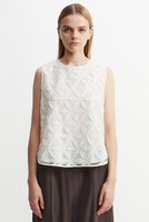 【プレインピープル/PLAIN PEOPLE】のレーザーカット刺繍ノースリーブプルオーバー 人気、トレンドファッション・服の通販 founy(ファニー) ファッション Fashion レディースファッション Ladies' Fashion Online トップス・カットソー Tops/Tshirt キャミソール / ノースリーブ No Sleeves シャツ/ブラウス Shirts/Blouses プルオーバー Pullover シンプル Simple ダウン Down デニム Denim ドレス Dress ノースリーブ No Sleeve モダン Modern モチーフ Motif モノトーン Monotone 再入荷 Restock/Back In Stock/Re Arrival |ID:prp329100004480658