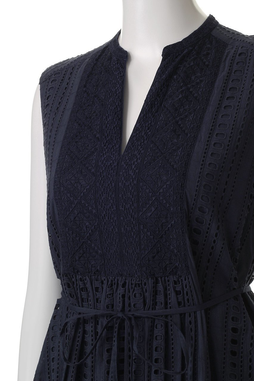 【ヌキテパ/NE QUITTEZ PAS】のSTRIPE CUTWORK 刺しゅう ノースリーブドレス 人気、トレンドファッション・服の通販 founy(ファニー) 　ファッション　Fashion　レディースファッション　Fashion for Women　ワンピース　Dresses　フォーマル・パーティードレス・結婚式用ドレス　Elegant & Casual Dresses　チュニック　Tunic Tops & Dresses　おすすめ　Recommended / Our Picks　ストライプ　Stripe, Striped Pattern　チュニック　Tunic, Long Top　ドレス　Dress, One-Piece　ノースリーブ　Sleeveless, No-Sleeve　リボン　Ribbon, Bow　ロング　Long, Long-Length　ワーク　Workwear, Utility Style　エレガント 上品　Elegant　other-5|ID: prp329100004482910 ipo3291000000032862830