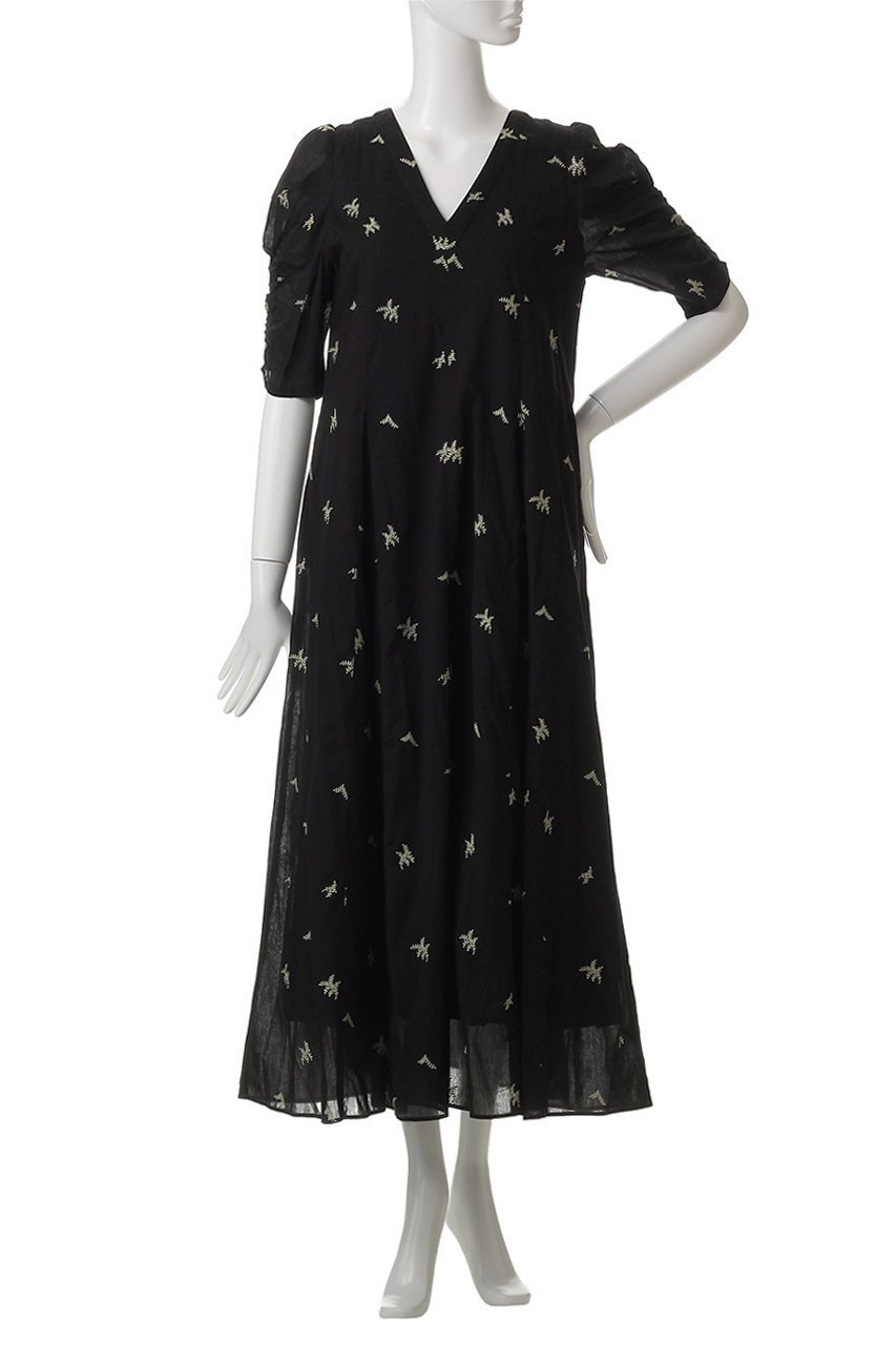 【ヌキテパ/NE QUITTEZ PAS】のCOTTON VOILE DOT LEAF 刺しゅう ギャザースリーブドレス 人気、トレンドファッション・服の通販 founy(ファニー) 　ファッション　Fashion　レディースファッション　Fashion for Women　ワンピース　Dresses　フォーマル・パーティードレス・結婚式用ドレス　Elegant & Casual Dresses　チュニック　Tunic Tops & Dresses　ギャザー　Gathered, Ruffled　スリーブ　Sleeve, Long Sleeve / Short Sleeve　チュニック　Tunic, Long Top　ドレス　Dress, One-Piece　モチーフ　Motif, Design Theme　リーフ　Leaf, Botanical Leaf　ロング　Long, Long-Length　エレガント 上品　Elegant　other-2|ID: prp329100004482914 ipo3291000000032857430
