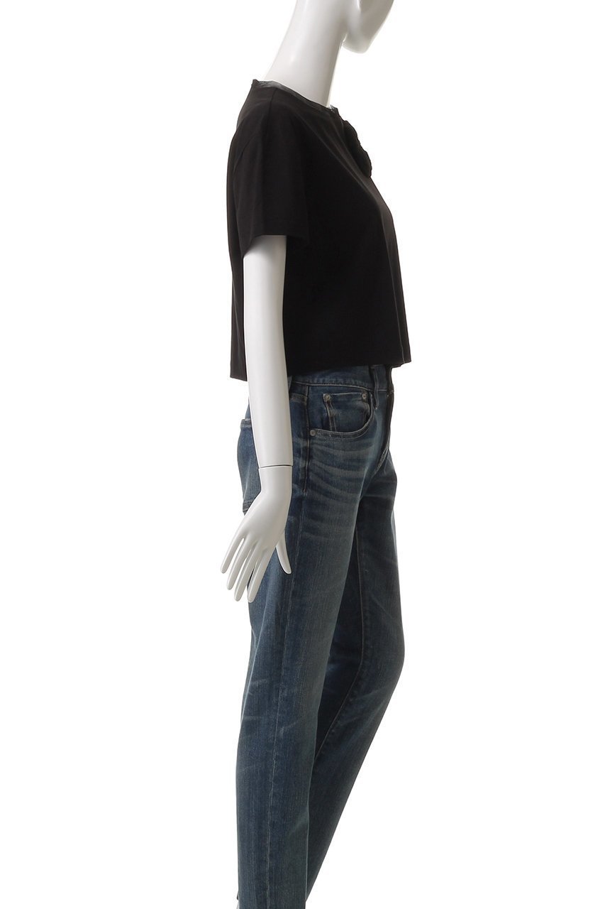 【マリリンムーン/MARILYN MOON】のデコラティブカットソーフラワーモチーフTシャツ 人気、トレンドファッション・服の通販 founy(ファニー) 　ファッション　Fashion　レディースファッション　Fashion for Women　トップス・カットソー　Cut & Sew Tops　シャツ・ブラウス・オフィスカジュアル　Elegant Blouses & Button-Ups　ロングTシャツ・Tシャツ　Longline T-Shirts & Tees　カットソー・ベーシックTシャツ　Cut-and-Sewn Tops / Stretch Tees & Basics　花柄・フラワープリント・モチーフ　Floral Prints & Motifs / Flower Pattern Tops　おすすめ　Recommended / Our Picks　エレガント 上品　Elegant　クロップド　Cropped, Short Length　サテン　Satin, Glossy Fabric　ショート　Short, Short Length　スリーブ　Sleeve, Long Sleeve / Short Sleeve　チュール　Tulip, Tulip Motif　デニム　Denim, Jeans Material　バランス　Balance, Style Balance　フラワー　Flower, Floral　メッシュ　Mesh, Net Fabric　モチーフ　Motif, Design Theme　ワイド　Wide, Wide Fit　other-3|ID: prp329100004482931 ipo3291000000032853646